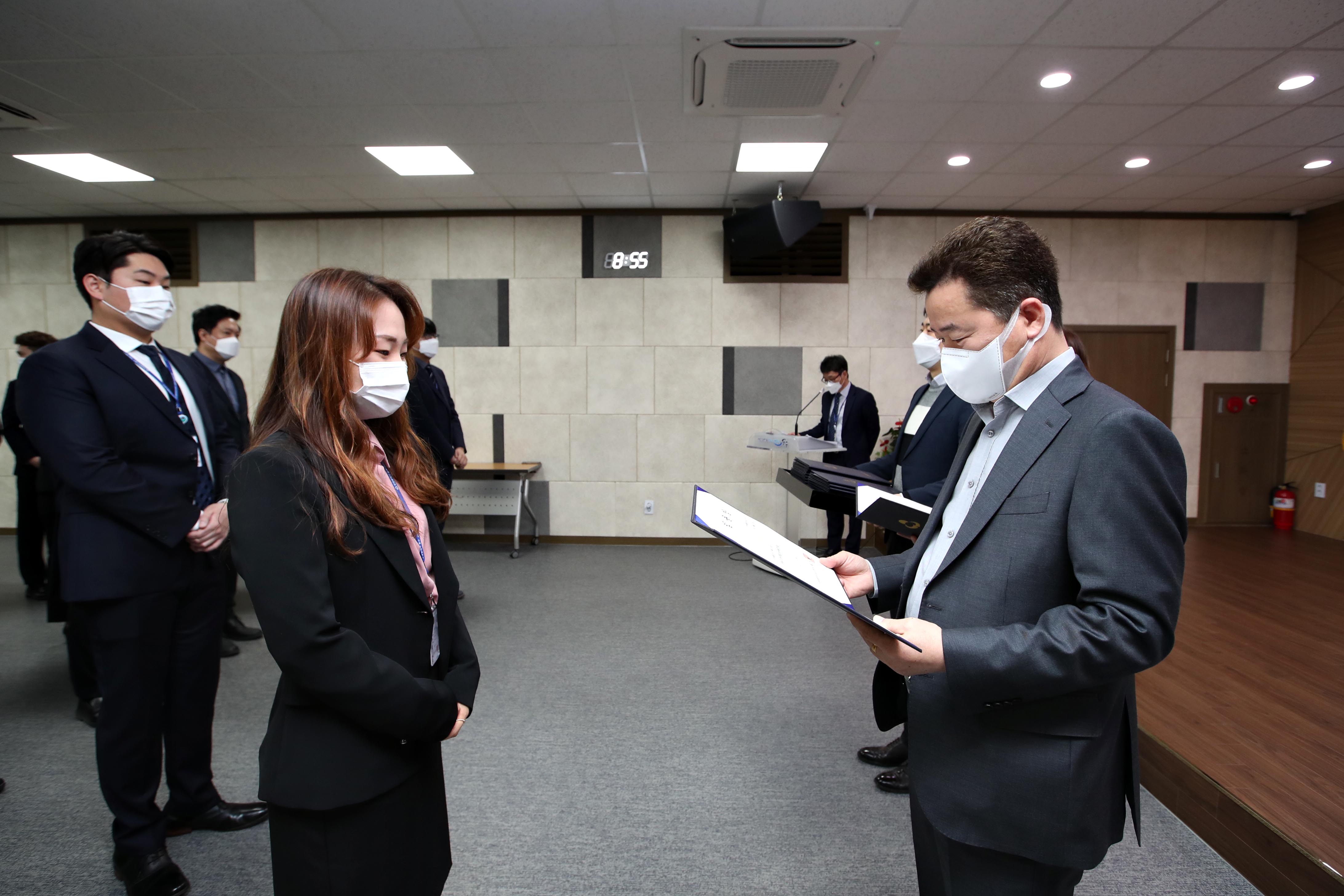 20210401_임용장_수여식9.jpg 이미지