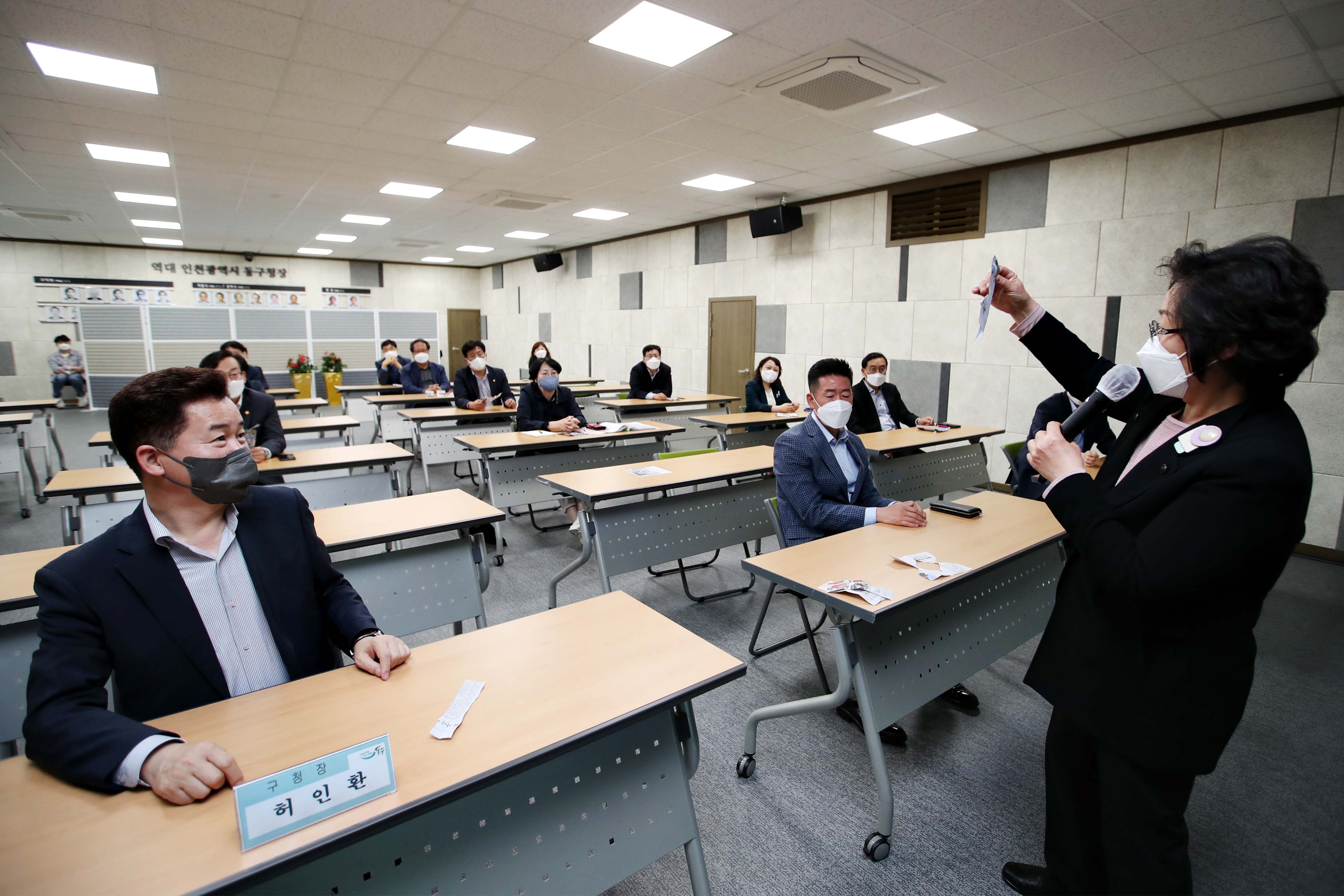 20210512_2021년_기관장_및_고위직_성희롱_성폭력_예방교육10.jpg 이미지