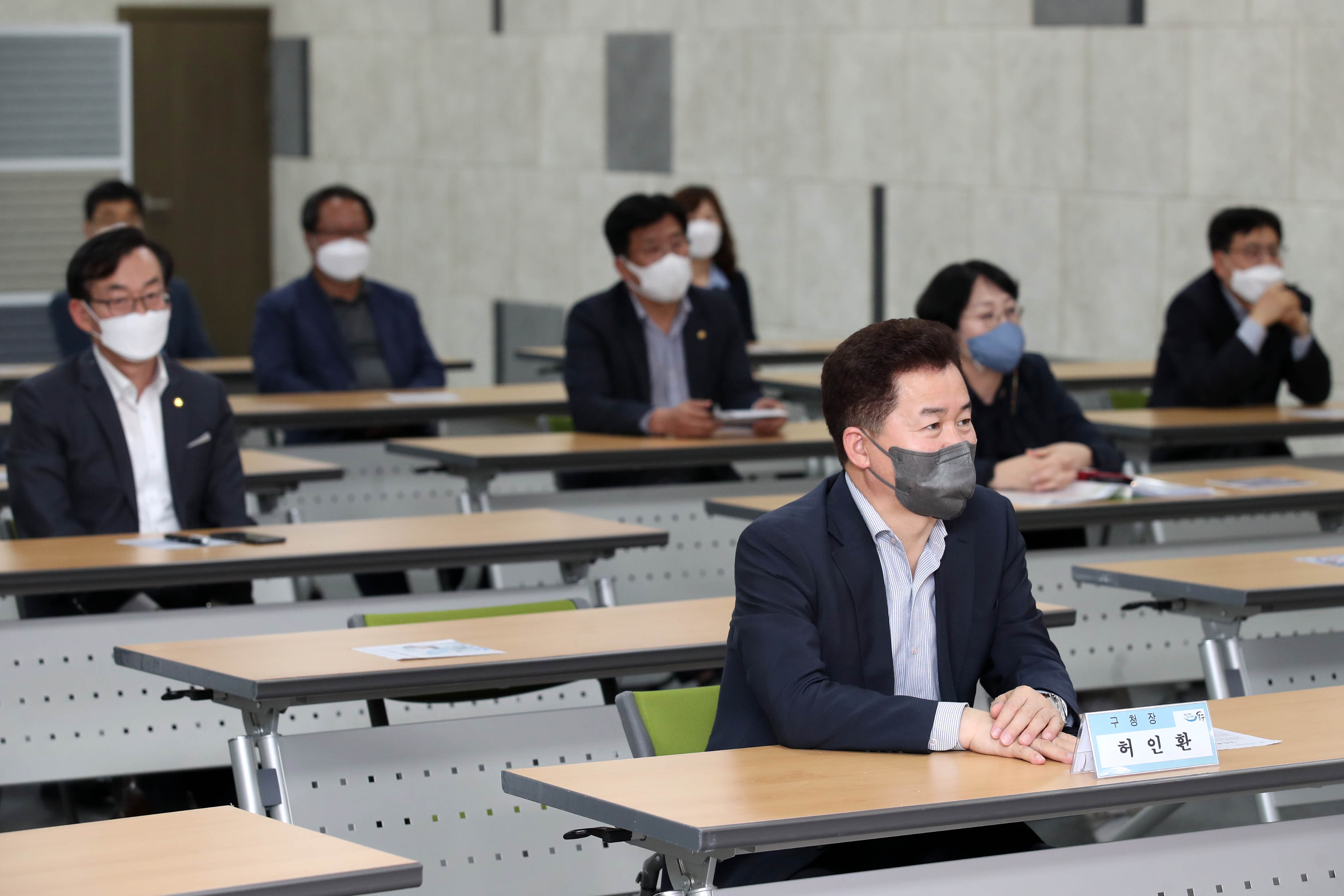 20210512_2021년_기관장_및_고위직_성희롱_성폭력_예방교육4.jpg 이미지