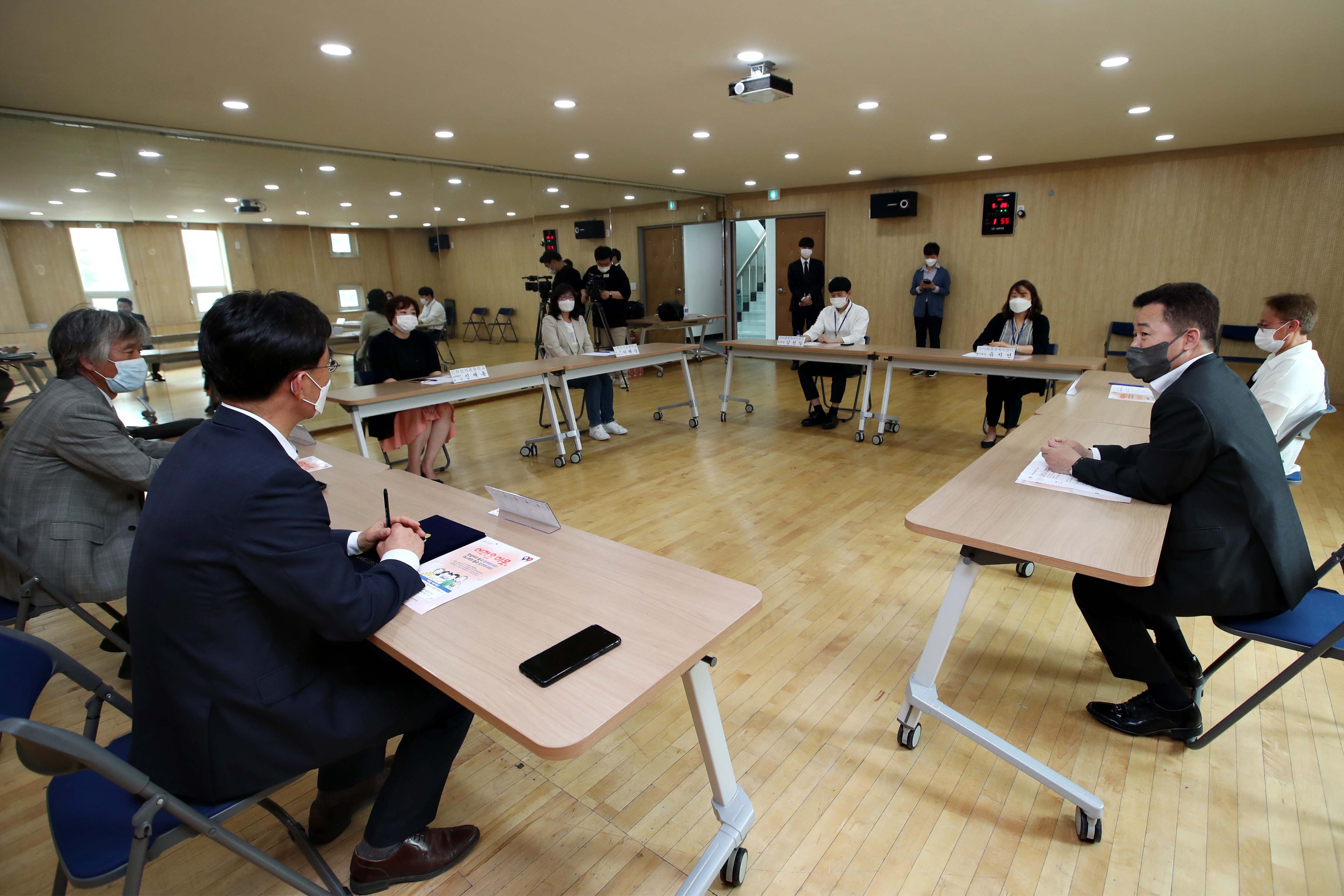 20210526_만석초_만석동_복지사각지대_아동_발굴_및_지원_업무협약식6.jpg 이미지
