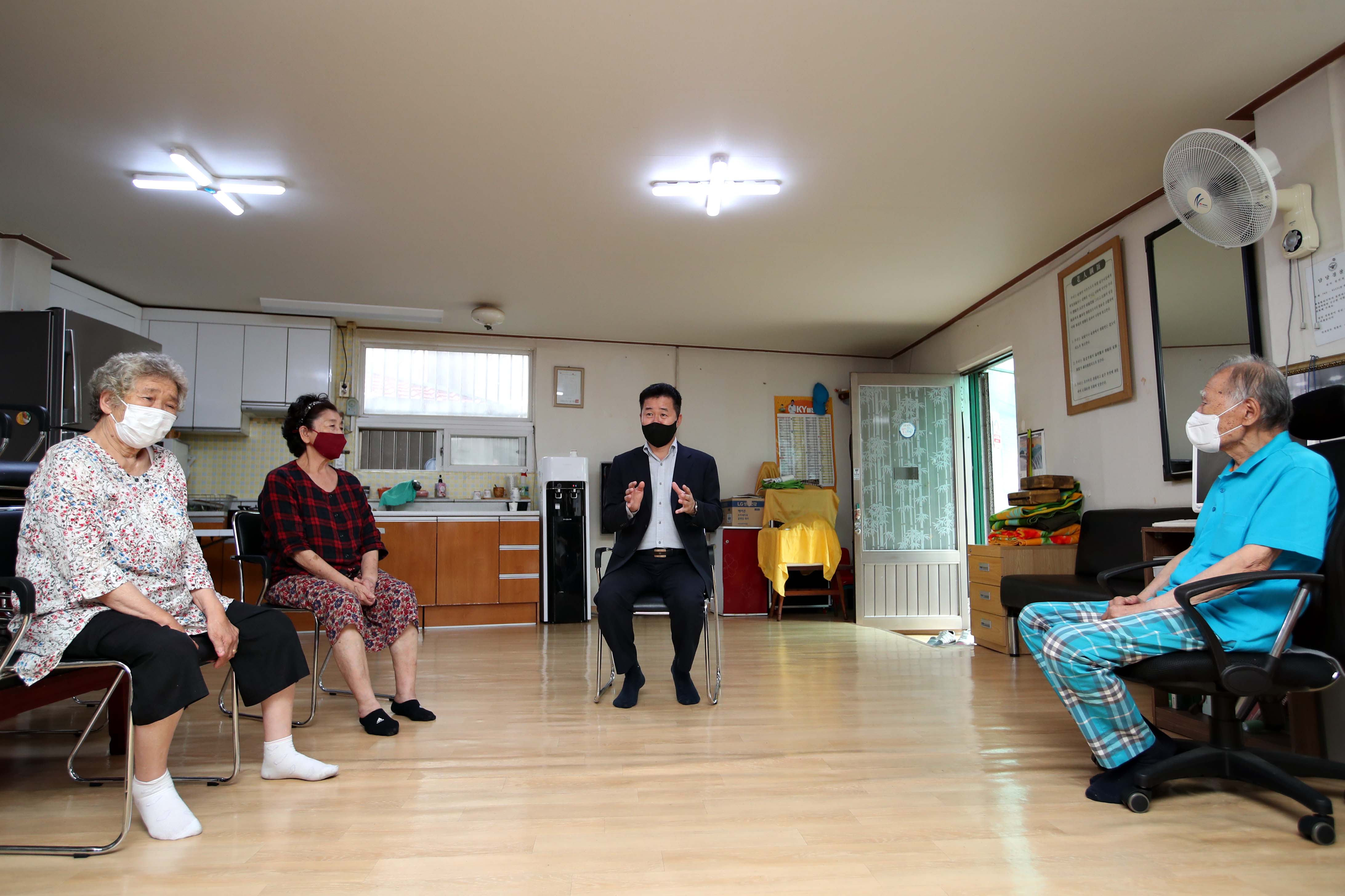 20210818_무더위쉼터_경로당_방문20.jpg 이미지