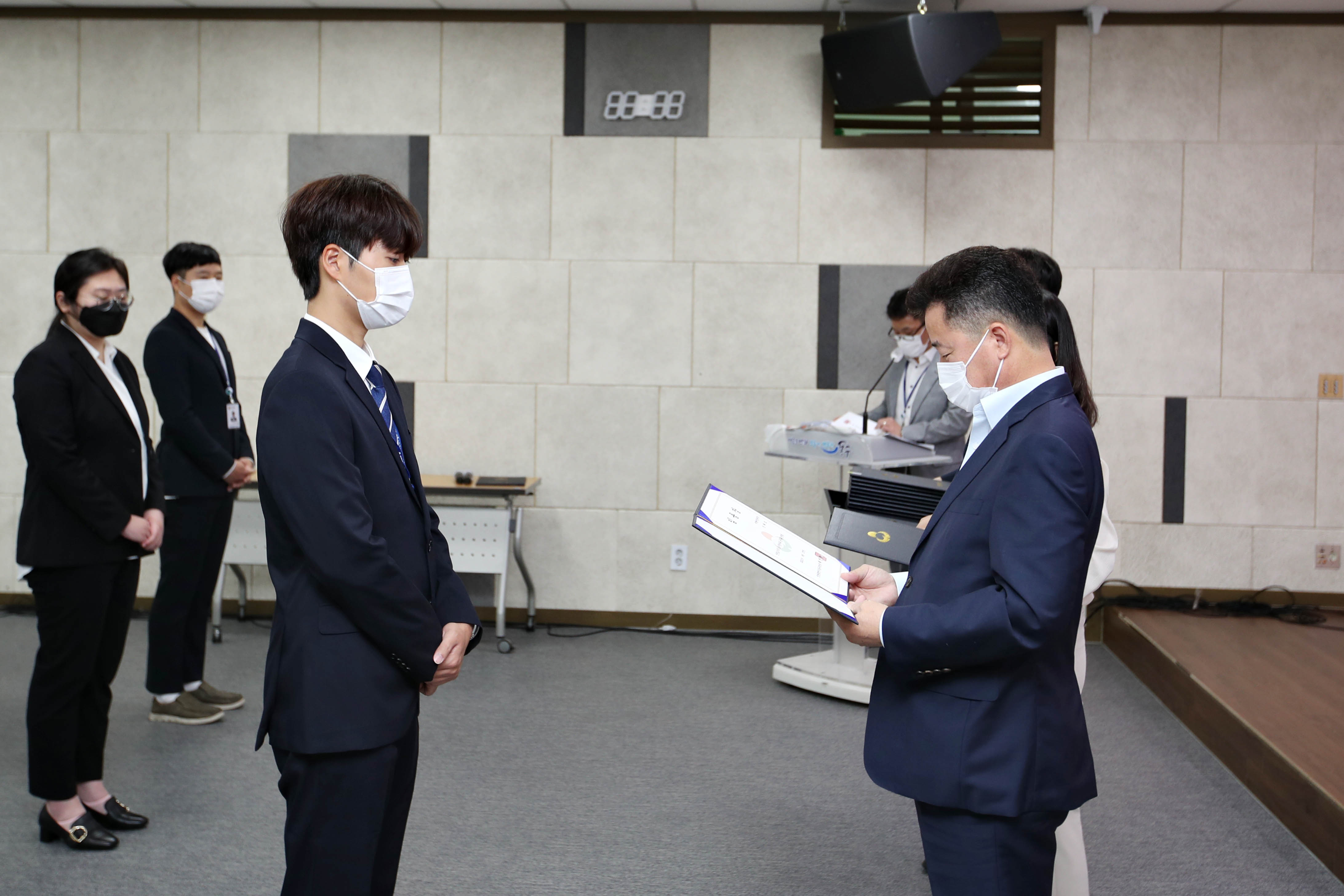 20210927_임용장수여식4.jpg 이미지