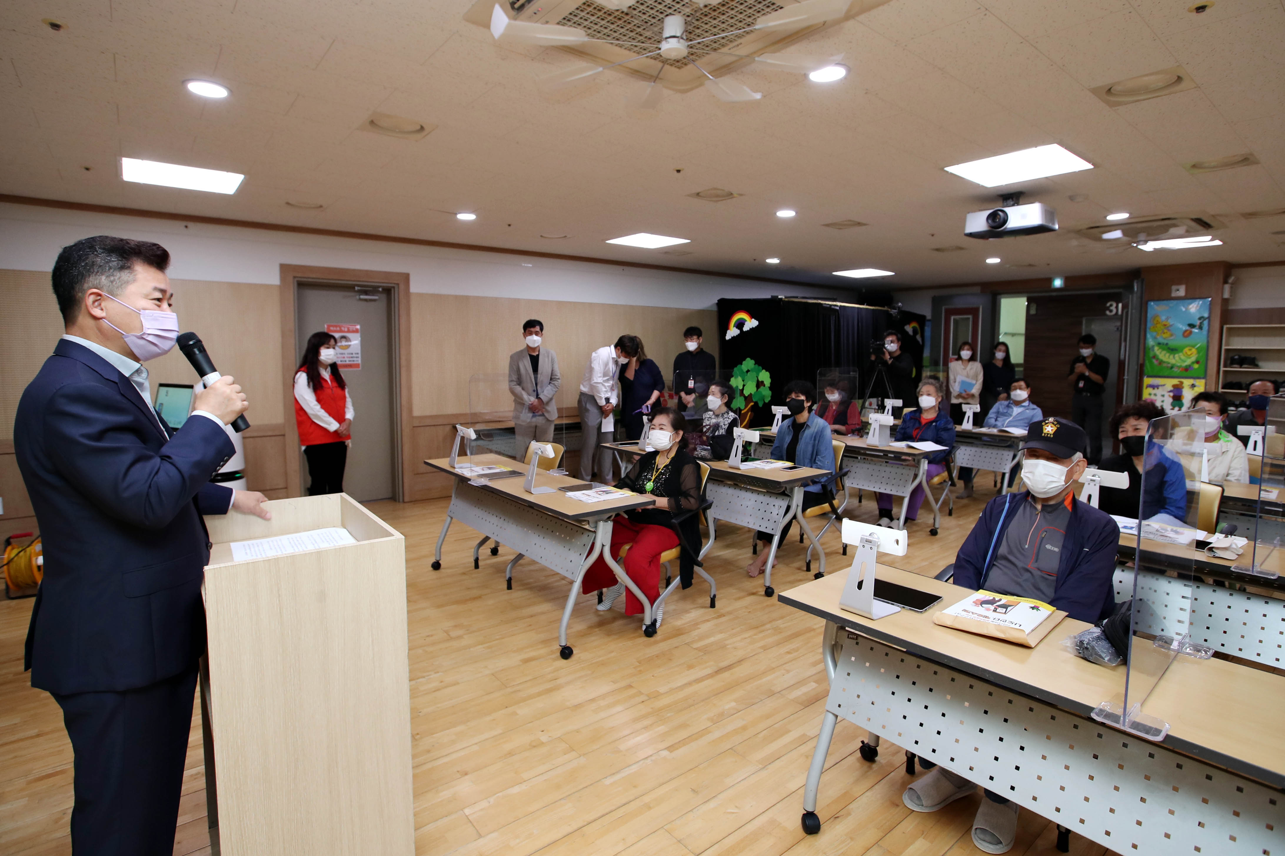 20210929_나도한다_키오스크_개강식8.jpg 이미지