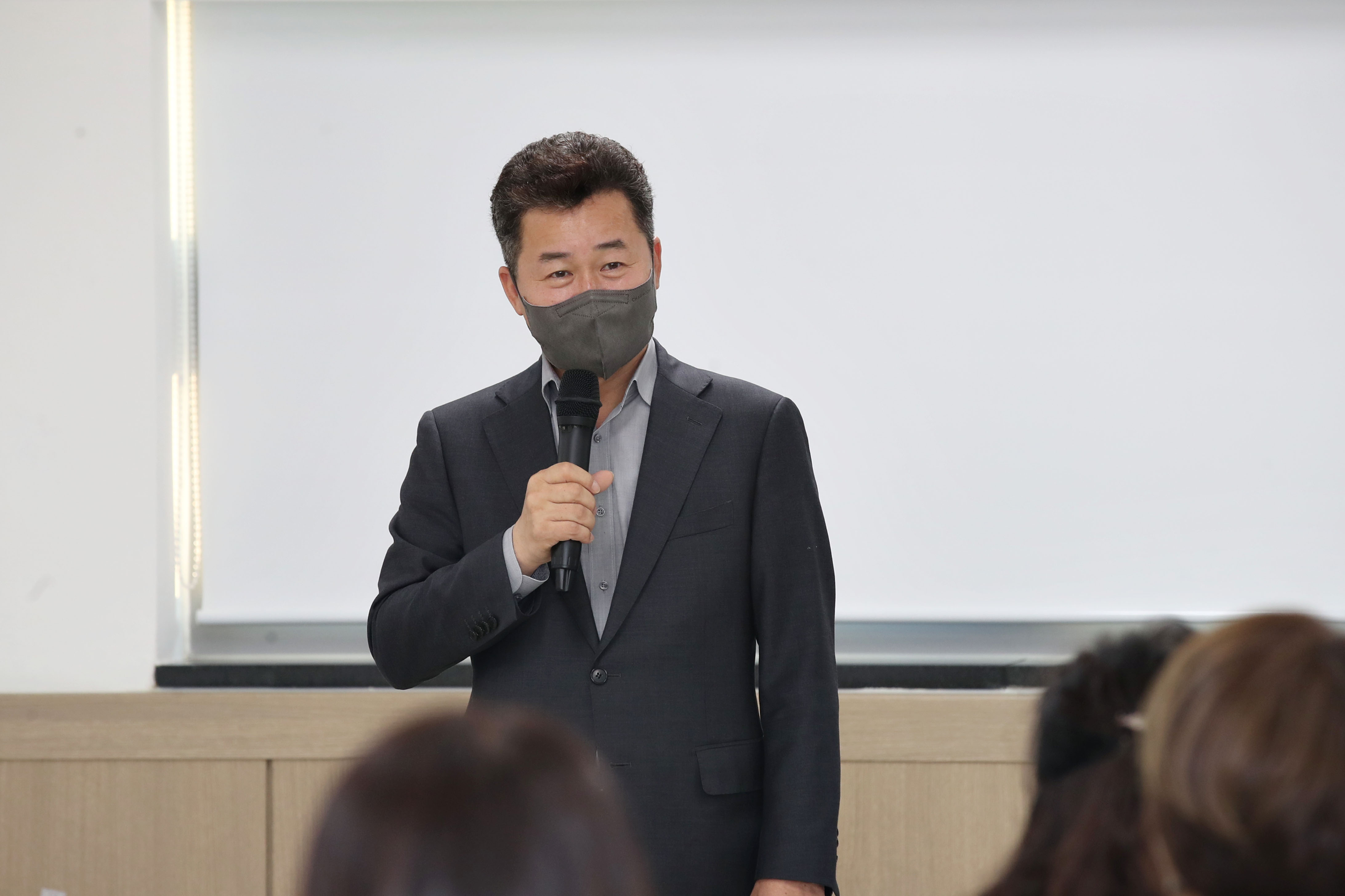 20211029_경력단절여성_기업맞춤형_채용연계교육_수료식10.jpg 이미지