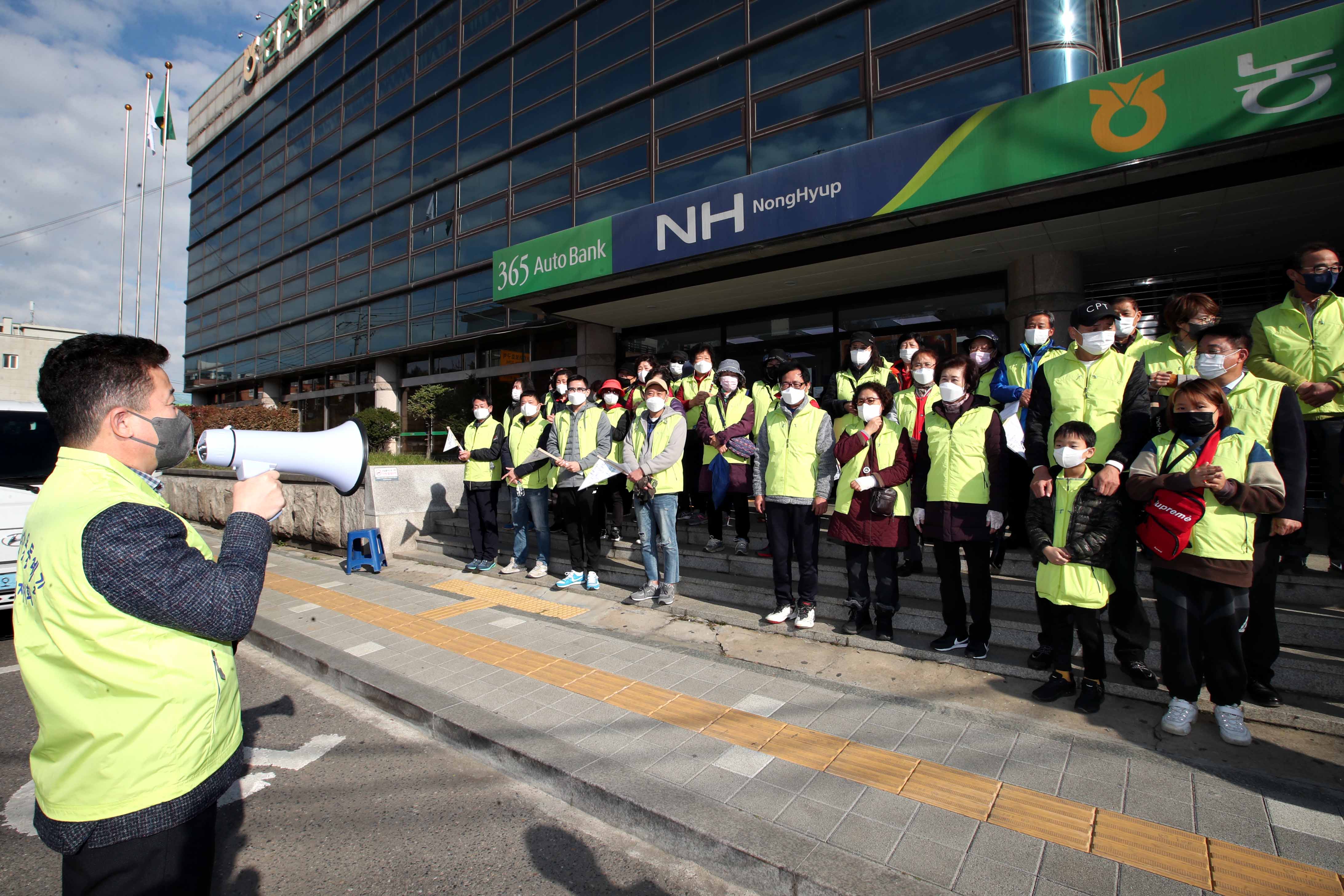 20211113_송림6동_함께하는_마을_둘레길_걷기2.jpg 이미지