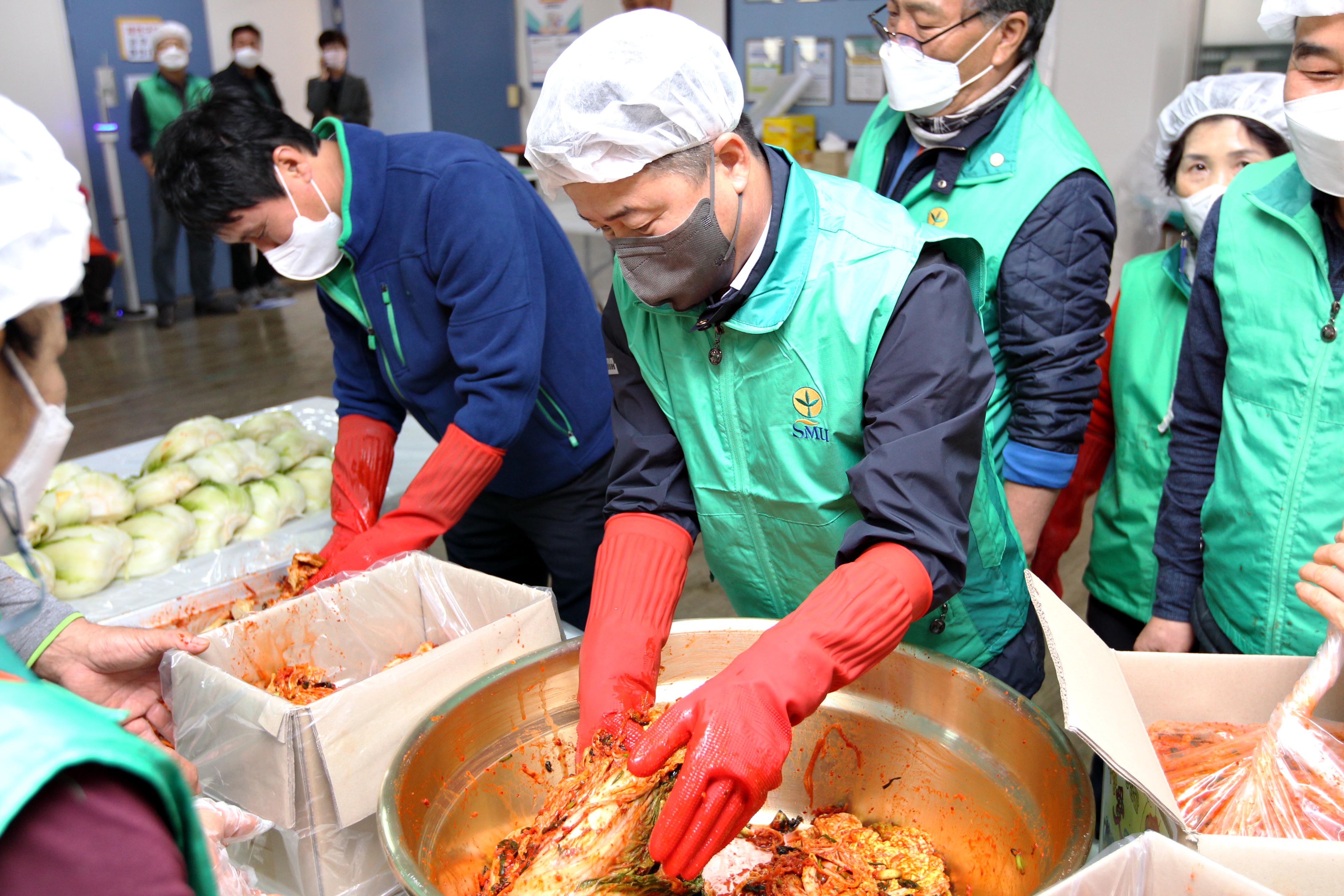 20211119_송림1동_사랑애_김장김치_나눔행사4.jpg 이미지