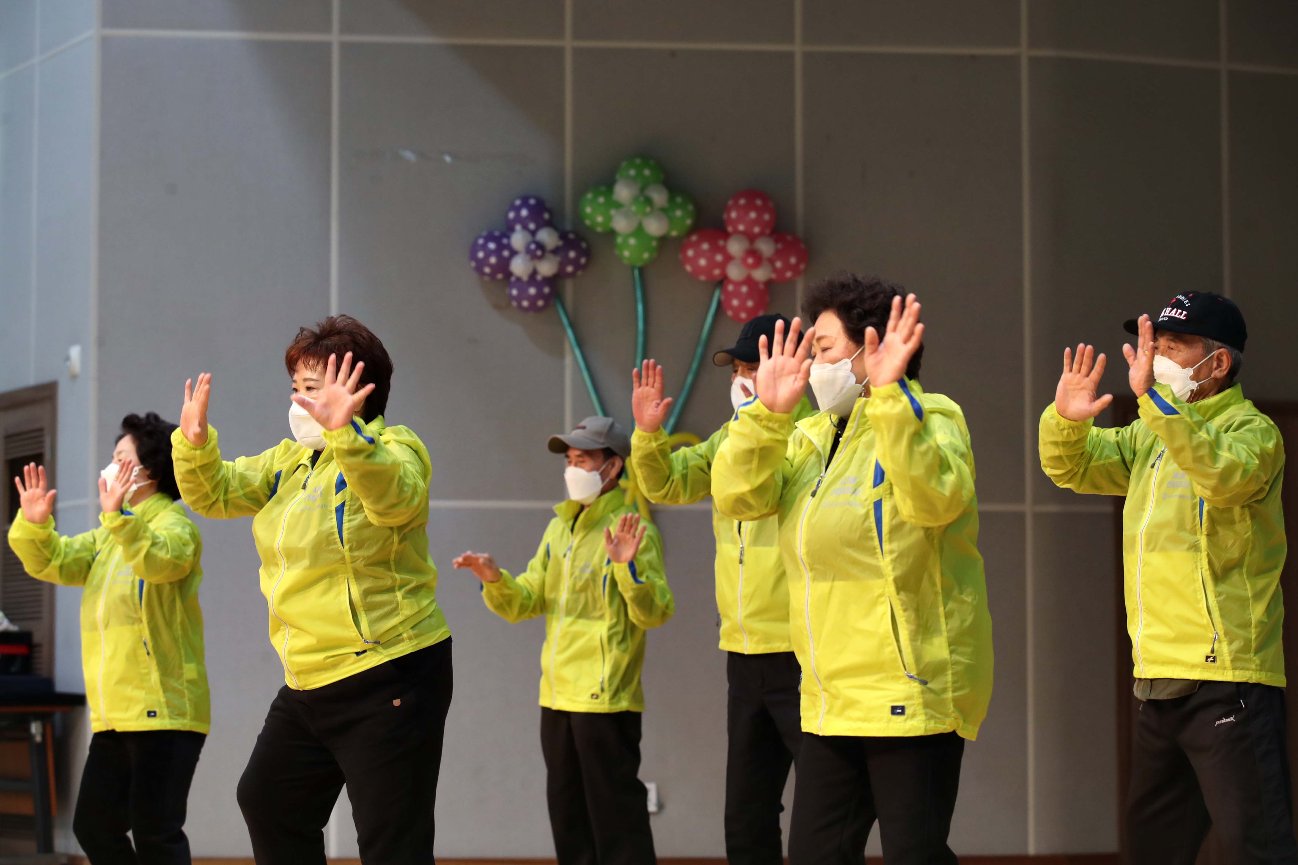20211126_2021년_노인일자리_및_사회활동_지원사업_평가회15.jpg 이미지