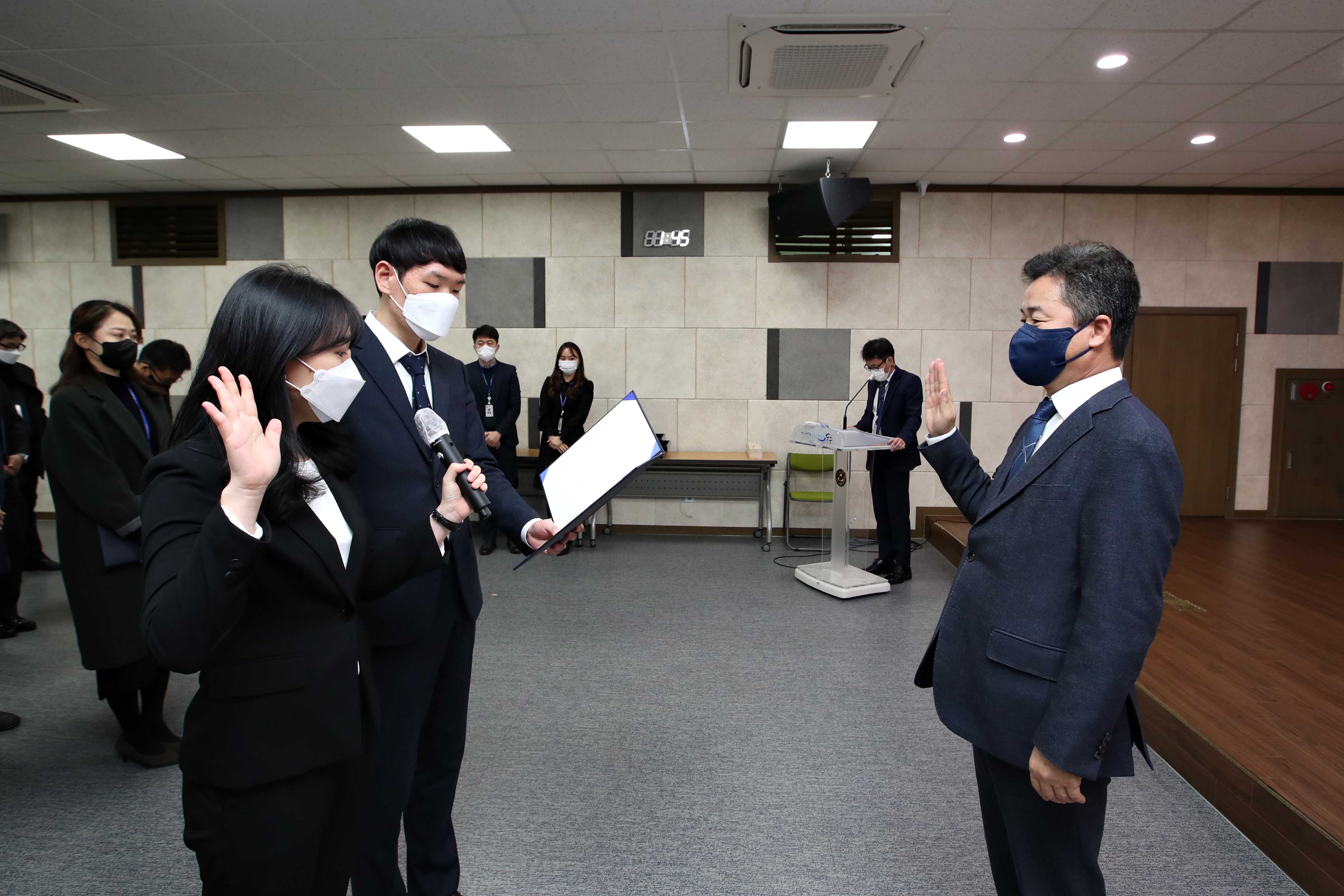 20220103_임용장_수여식9.jpg 이미지