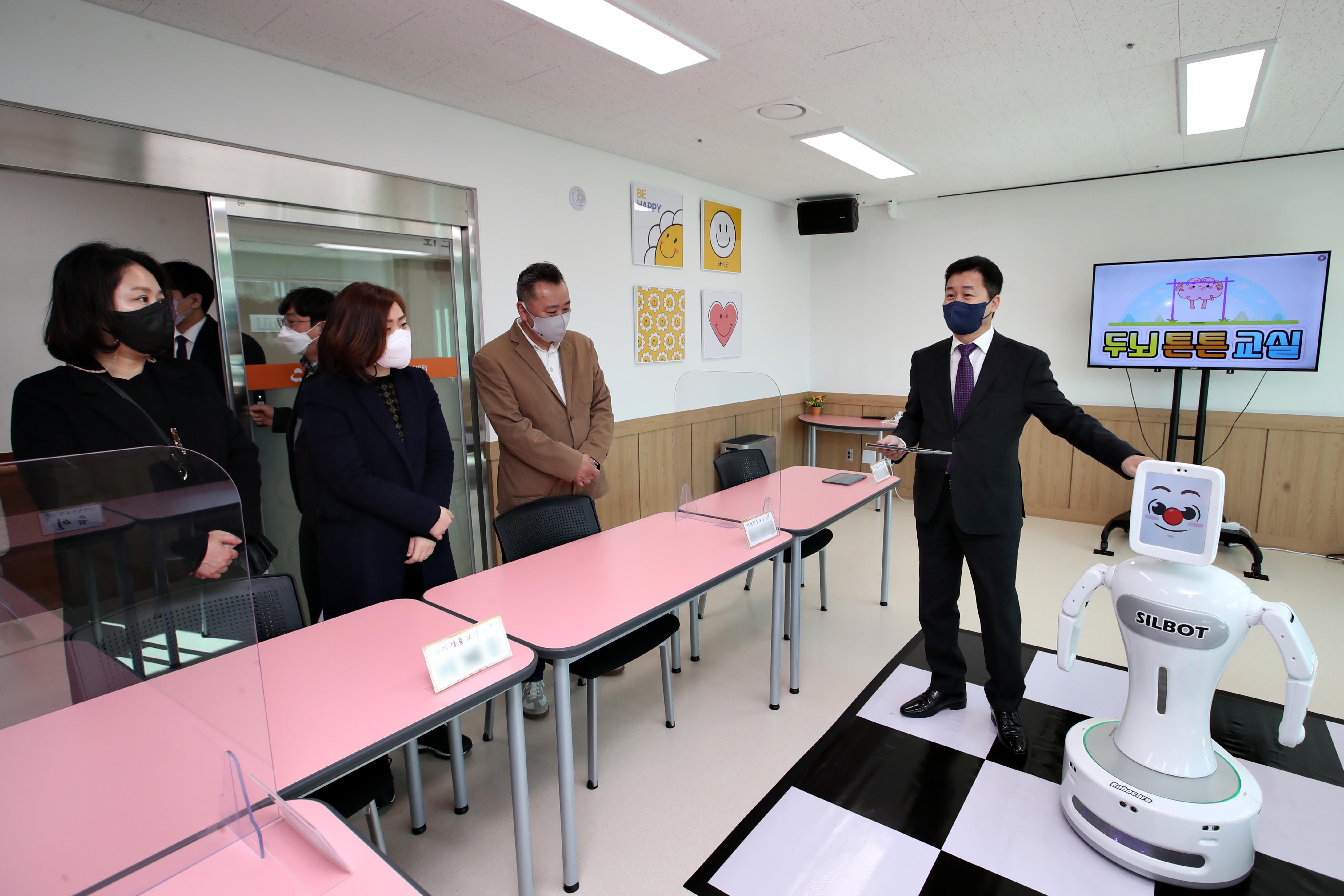 20220328_2022년도_정책특별보좌관_자문회의17.jpg 이미지