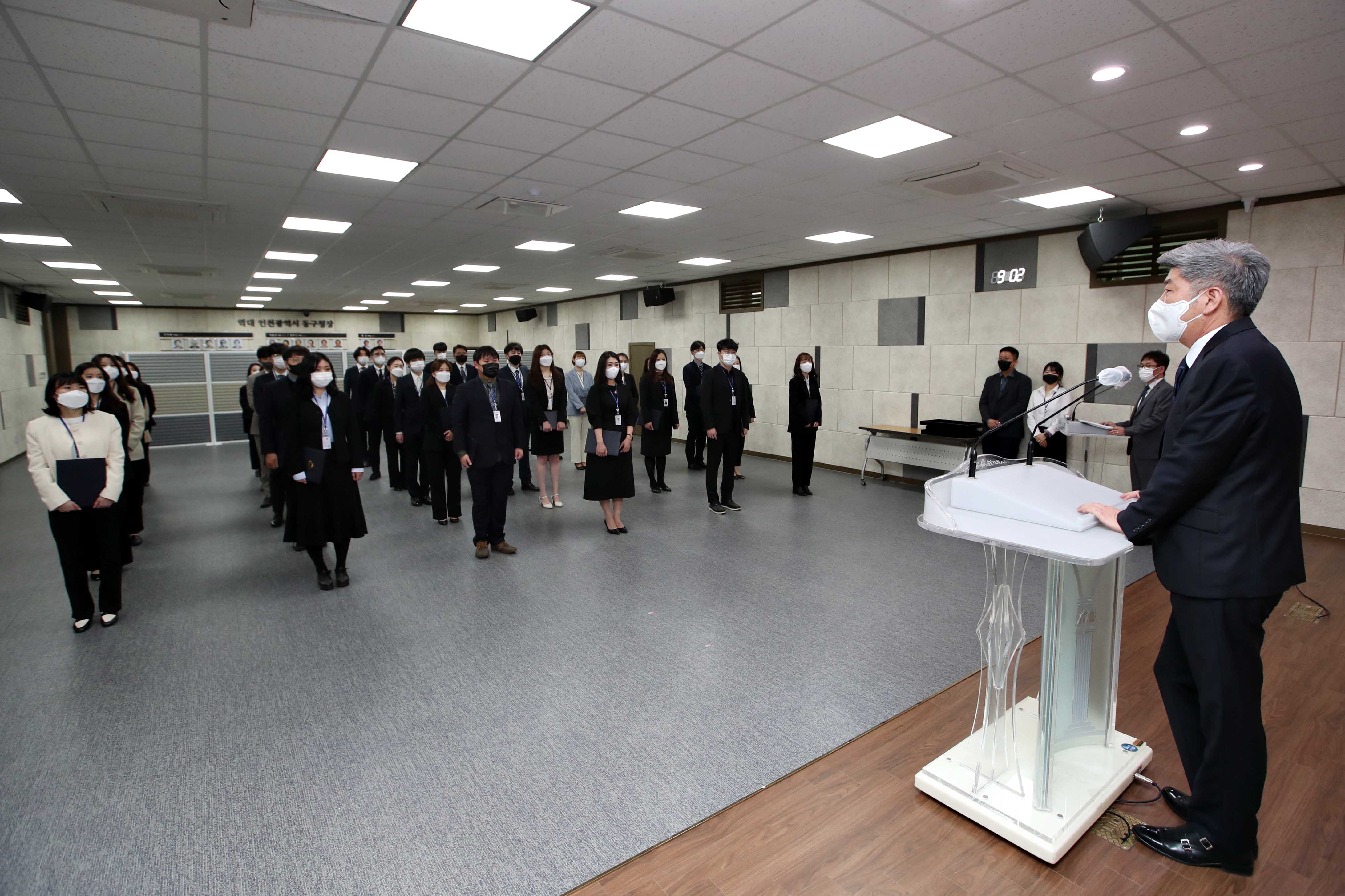 20220421_임용장_수여식3.jpg 이미지