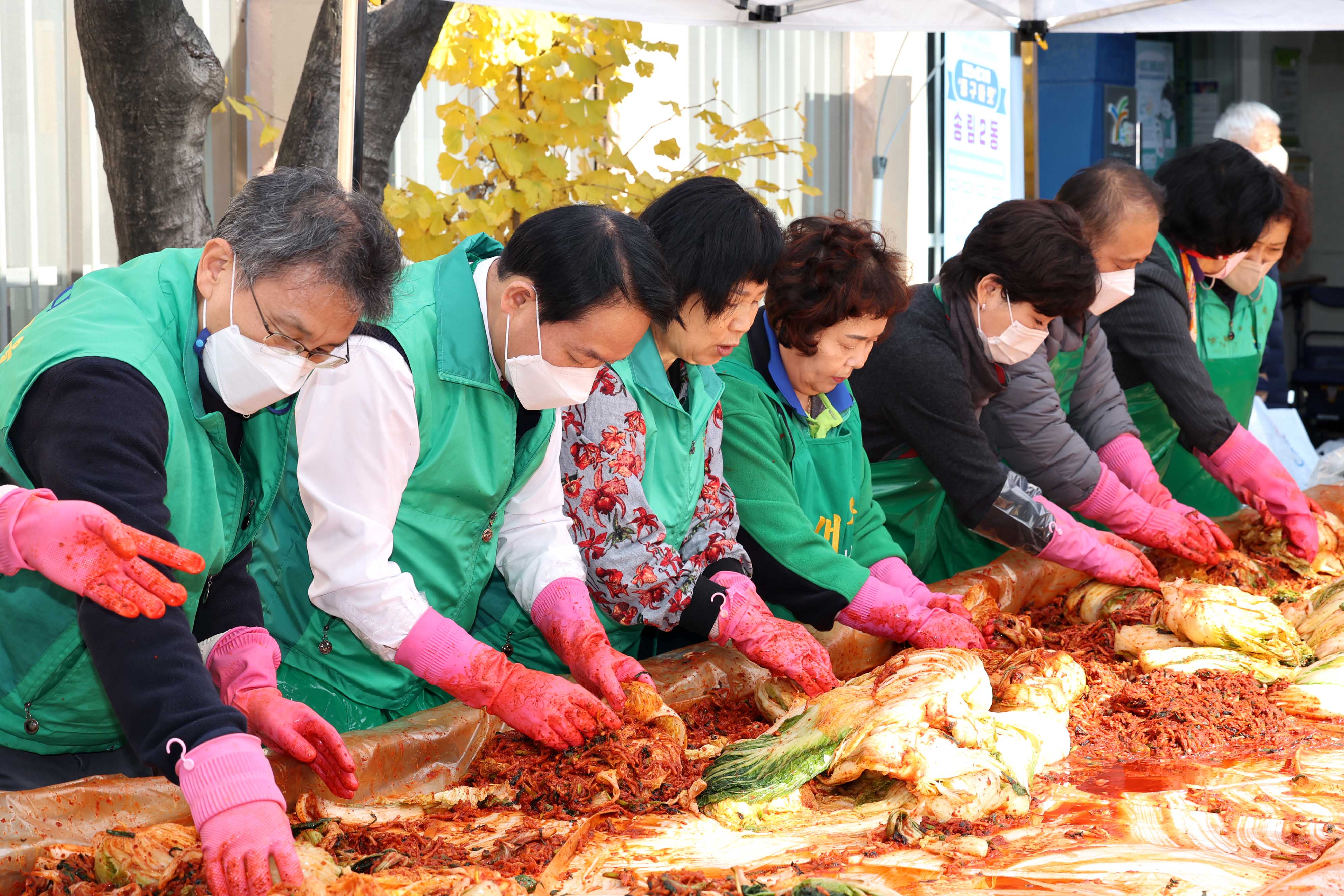 20221116_송림2동_사랑의_김장김치_나눔행사4.jpg 이미지