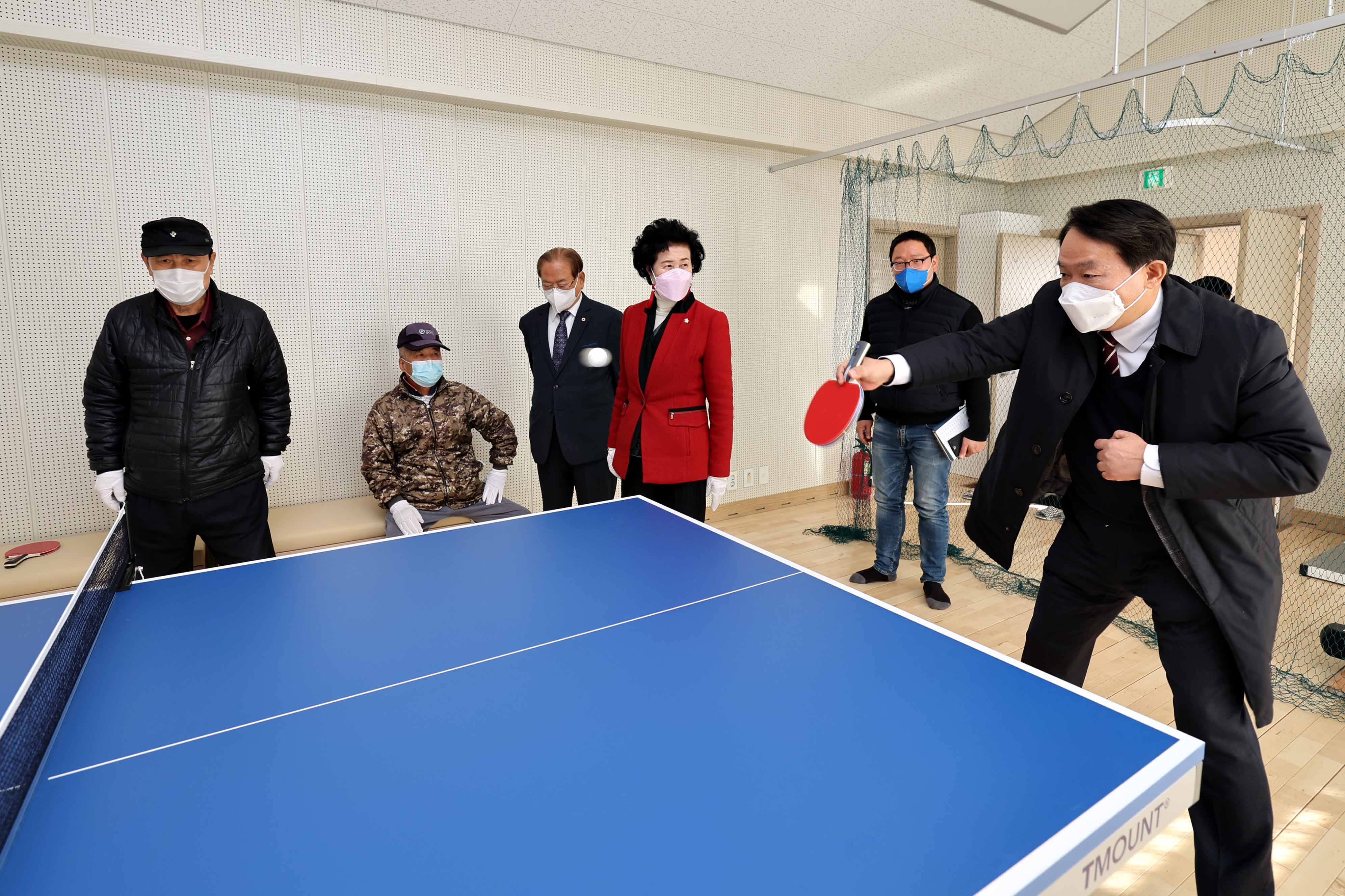20221130_괭이부리마을_경로당_작은체육실_개소식7.jpg 이미지