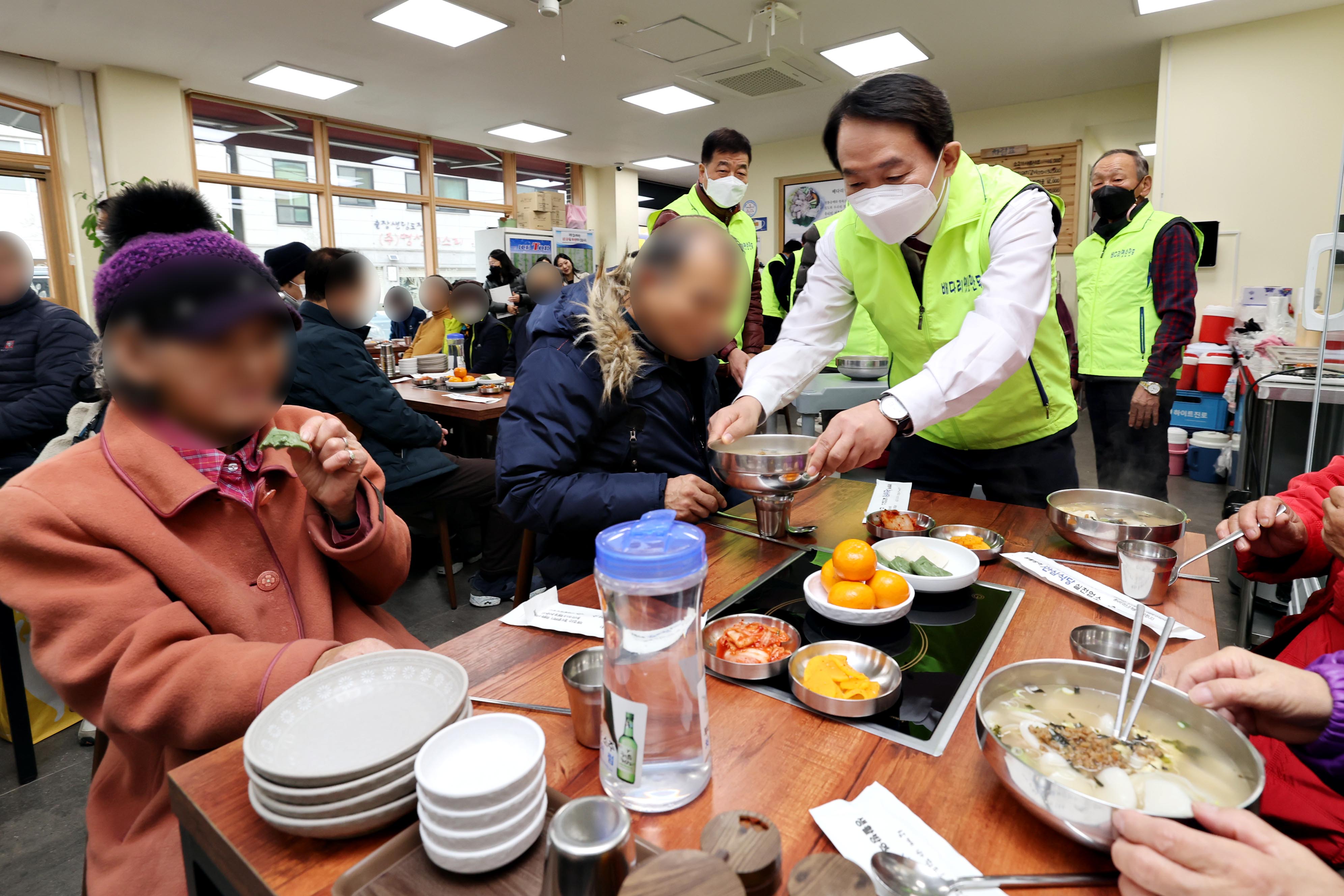 20221212_배다리협동조합_식사_나눔5.jpg 이미지