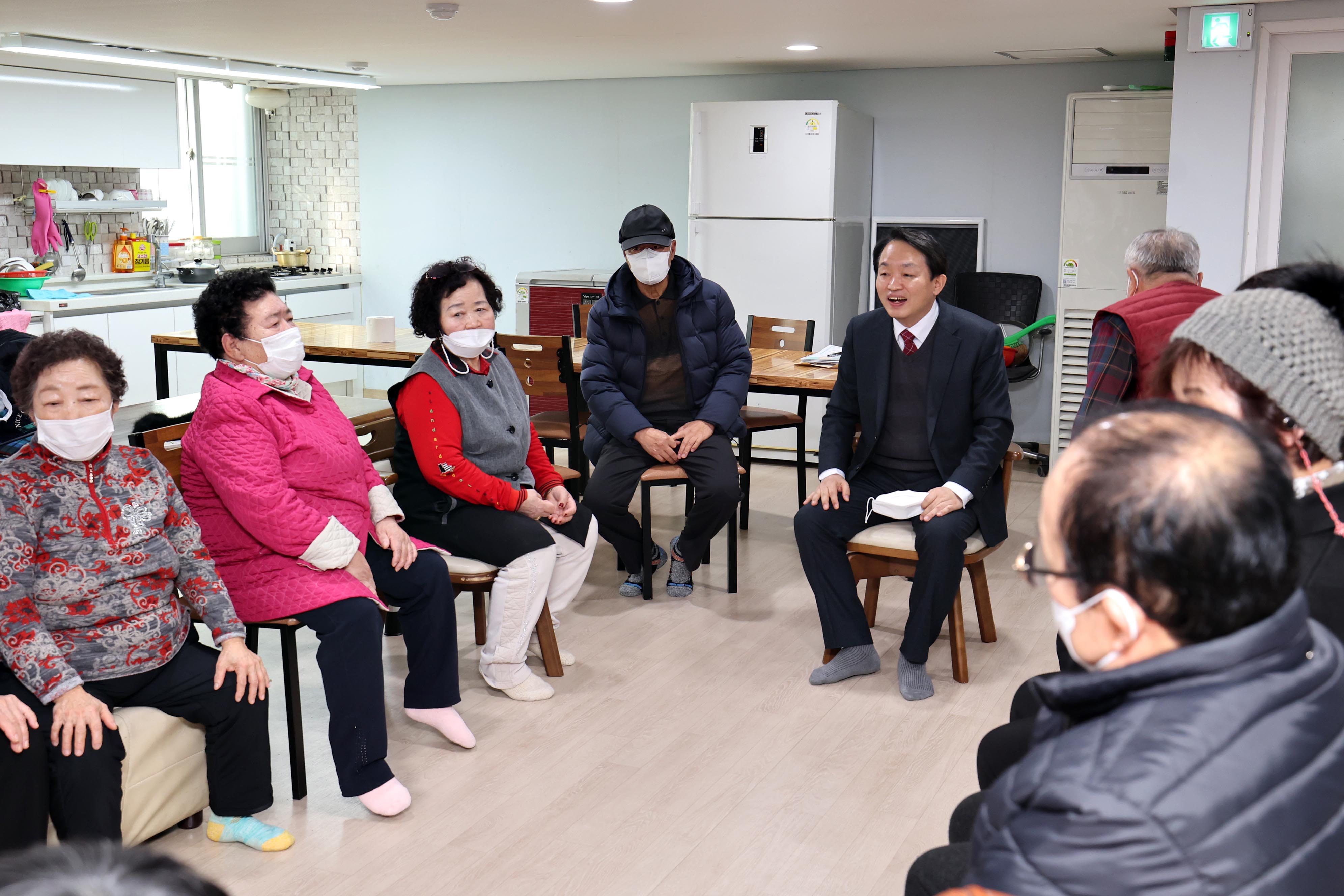 20230116_설맞이_경로당_방문2.jpg 이미지