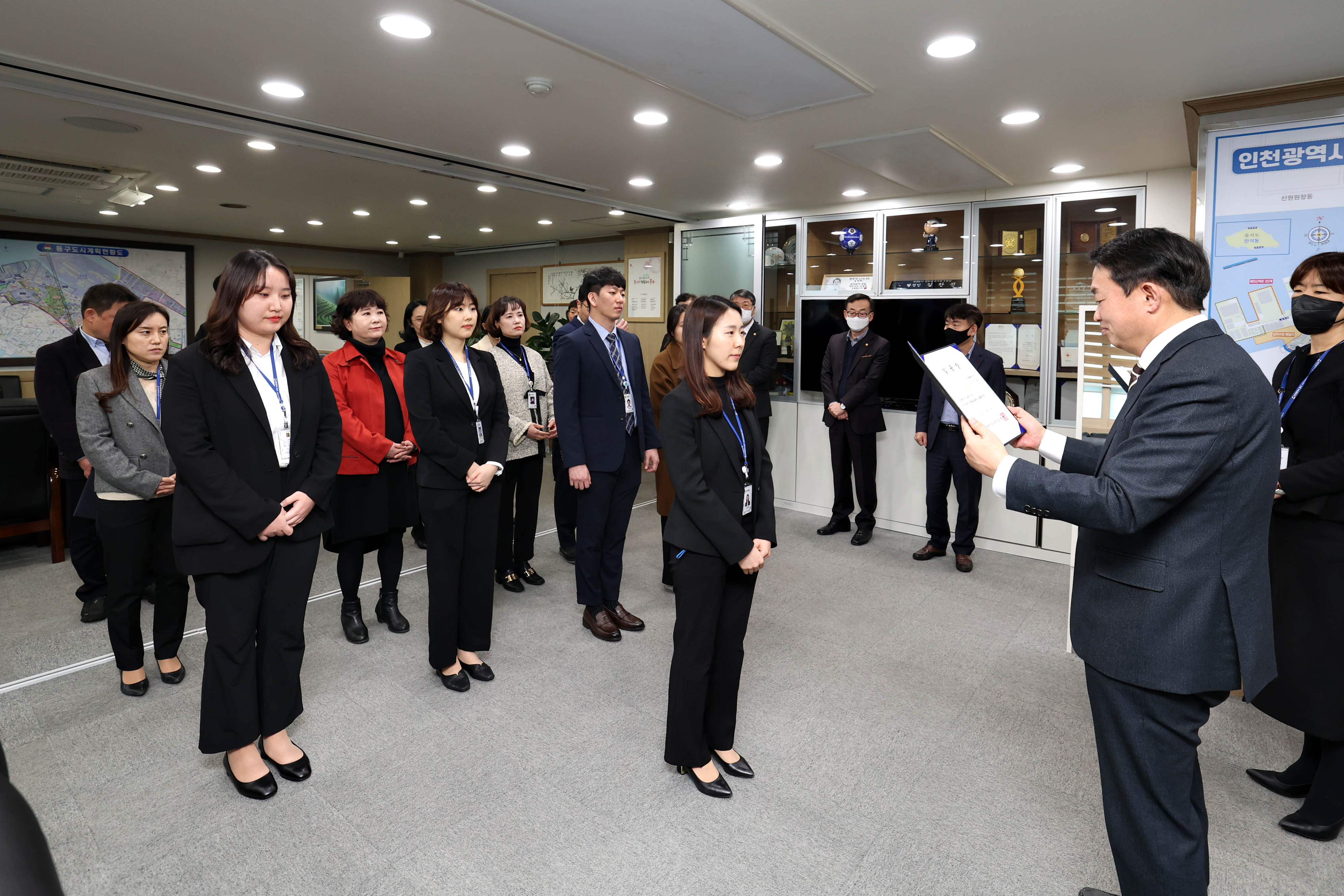 20230228_임용장_수여식3.jpg 이미지
