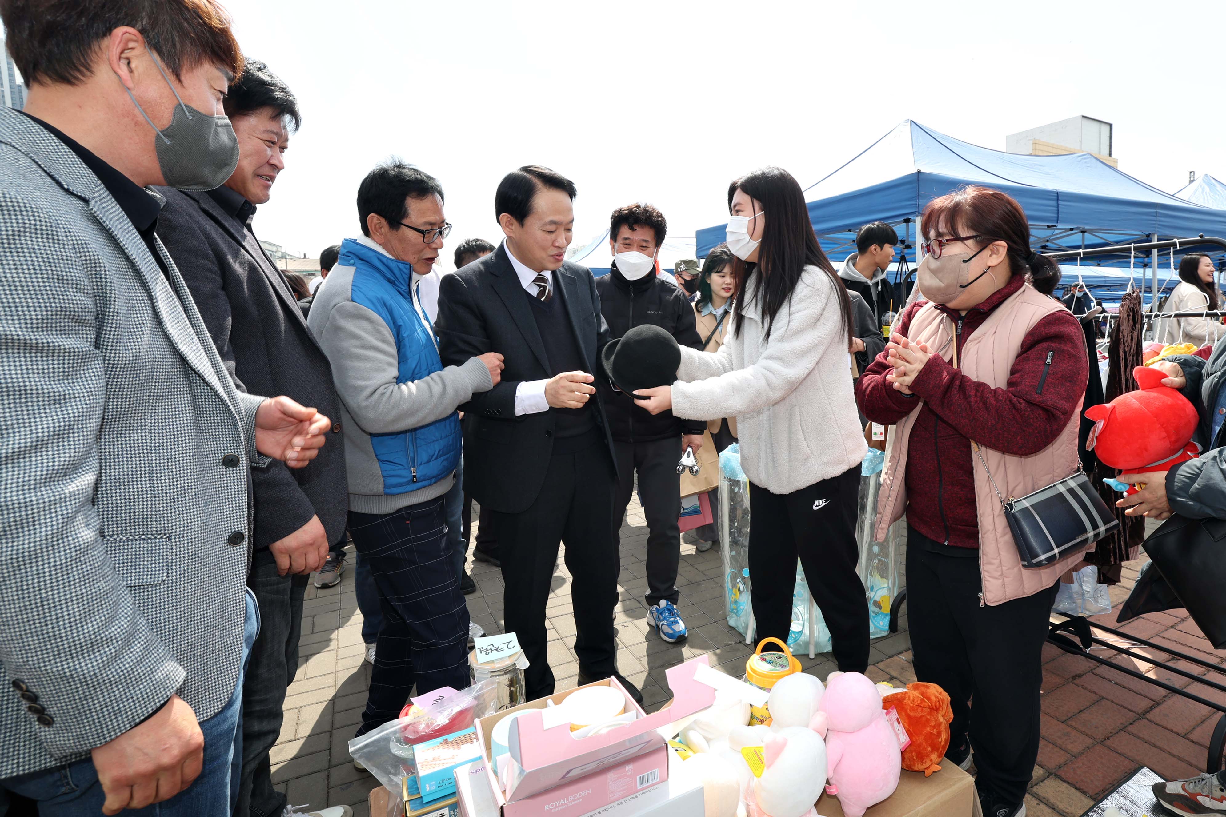 20230318_나눔장터4.jpg 이미지