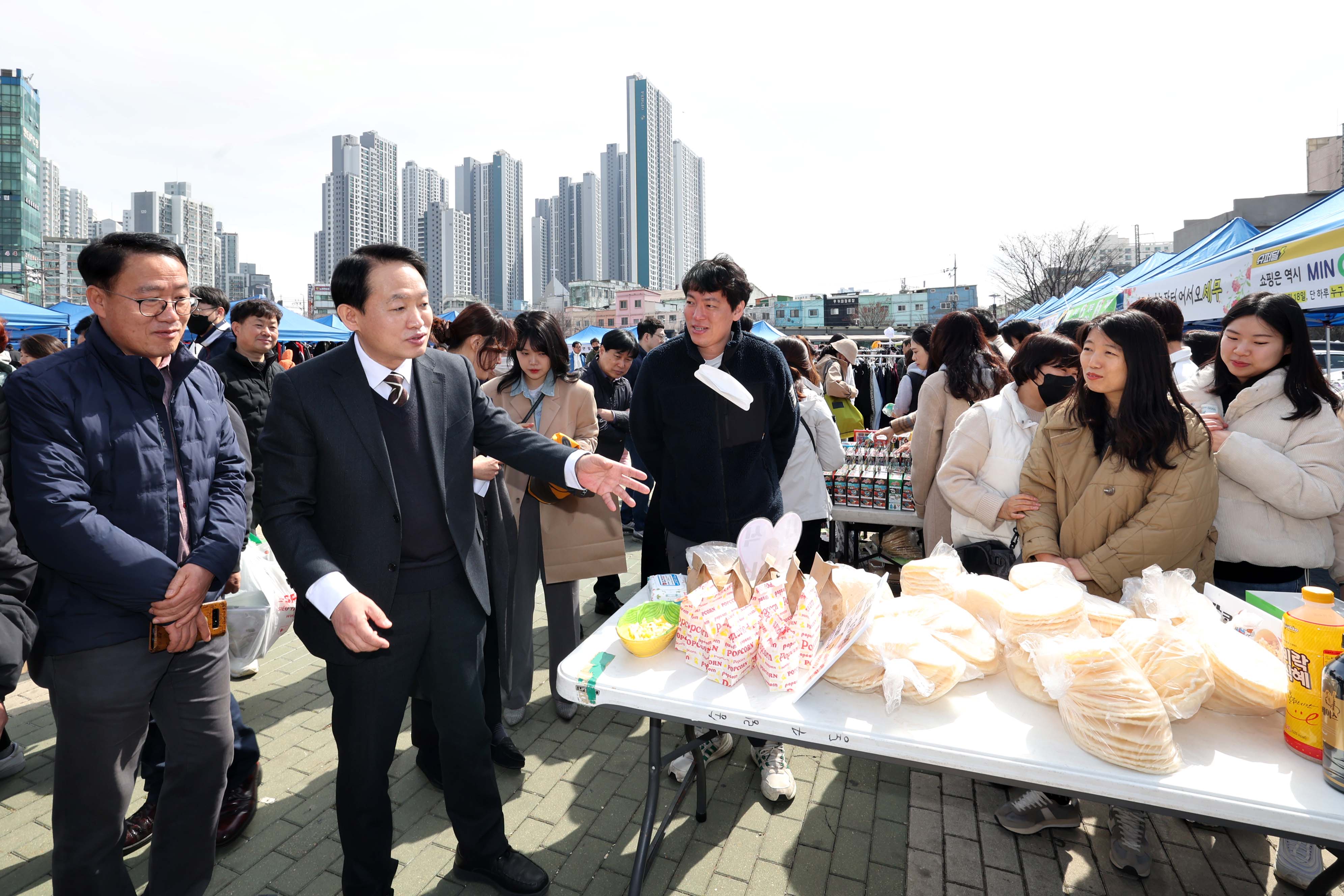 20230318_나눔장터9.jpg 이미지