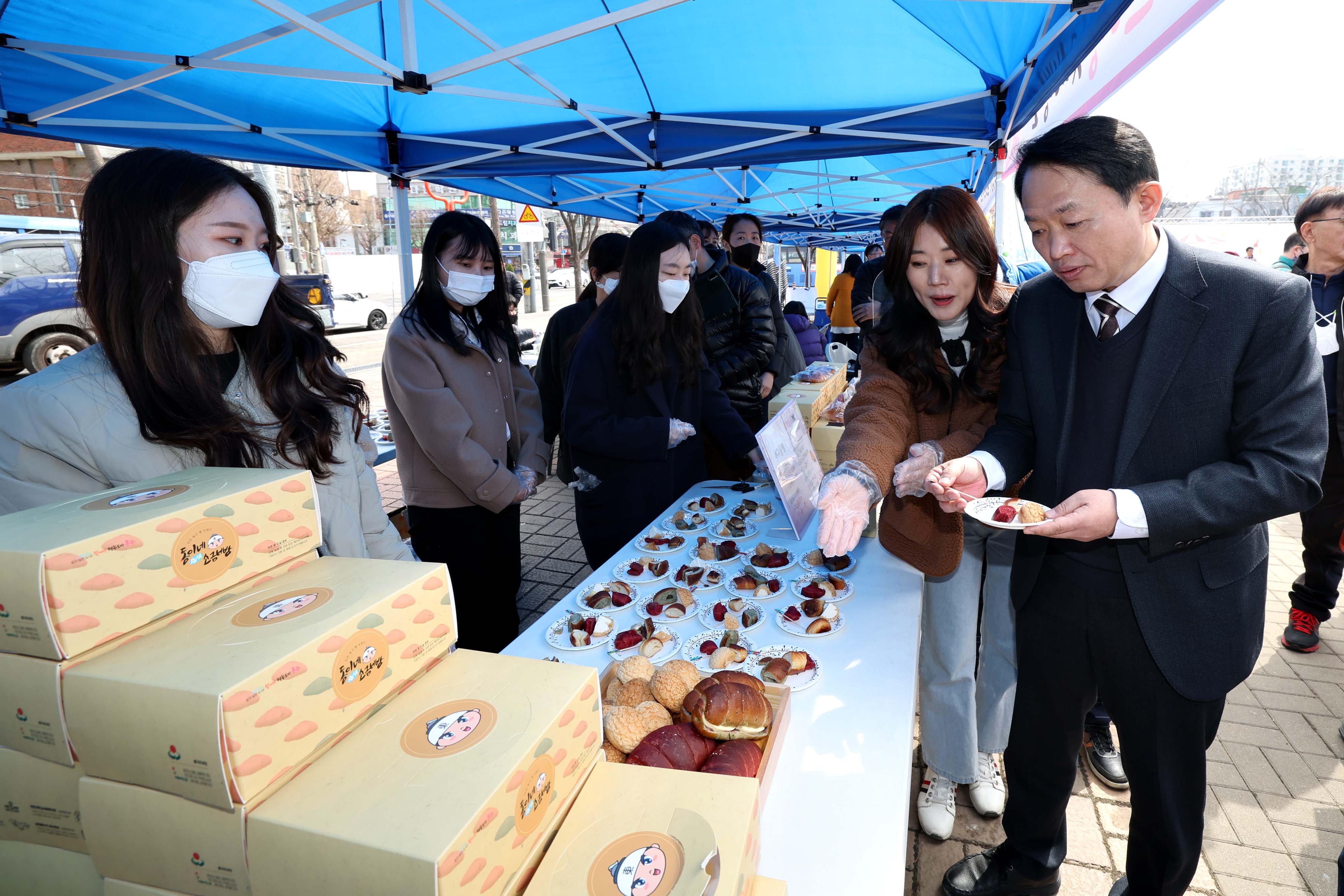 20230318_나눔장터_동구_브랜드빵2.jpg 이미지