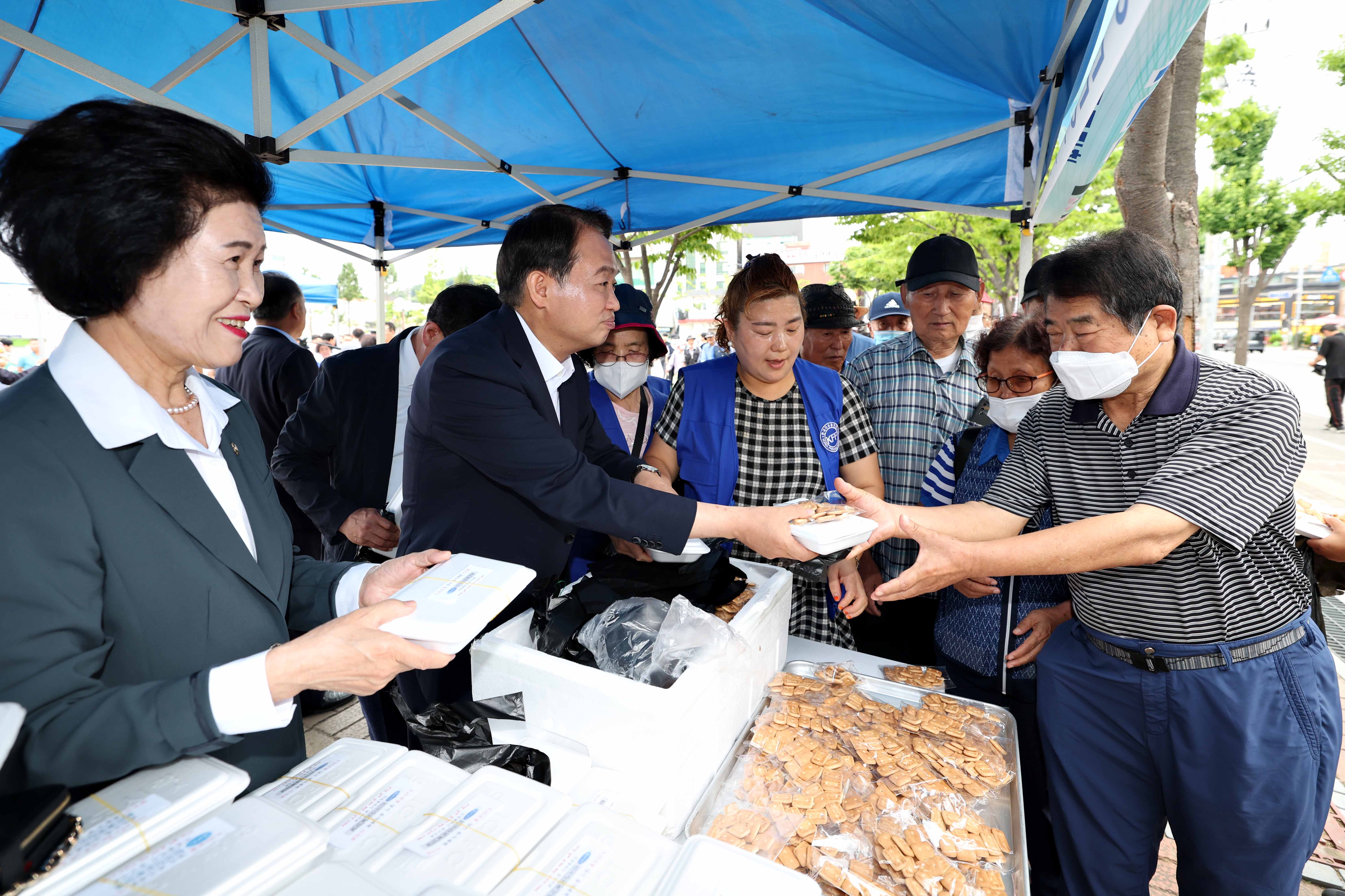 20230620_한국자유총연맹_동구지회_625전쟁_음식_시식회_및_평화통일_사진전5.jpg 이미지