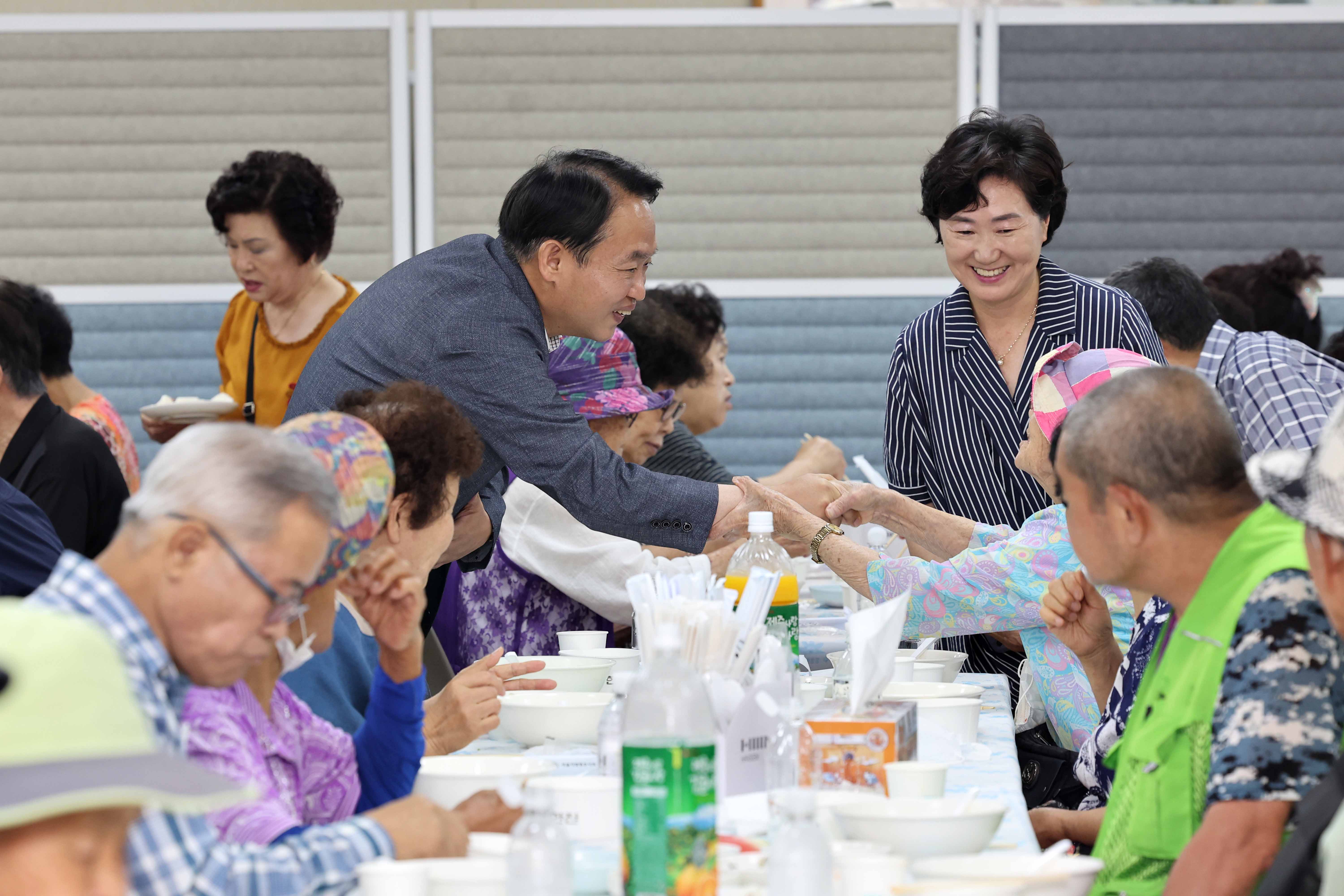20230710_송림35동_사랑의_효_나눔_잔치7.jpg 이미지