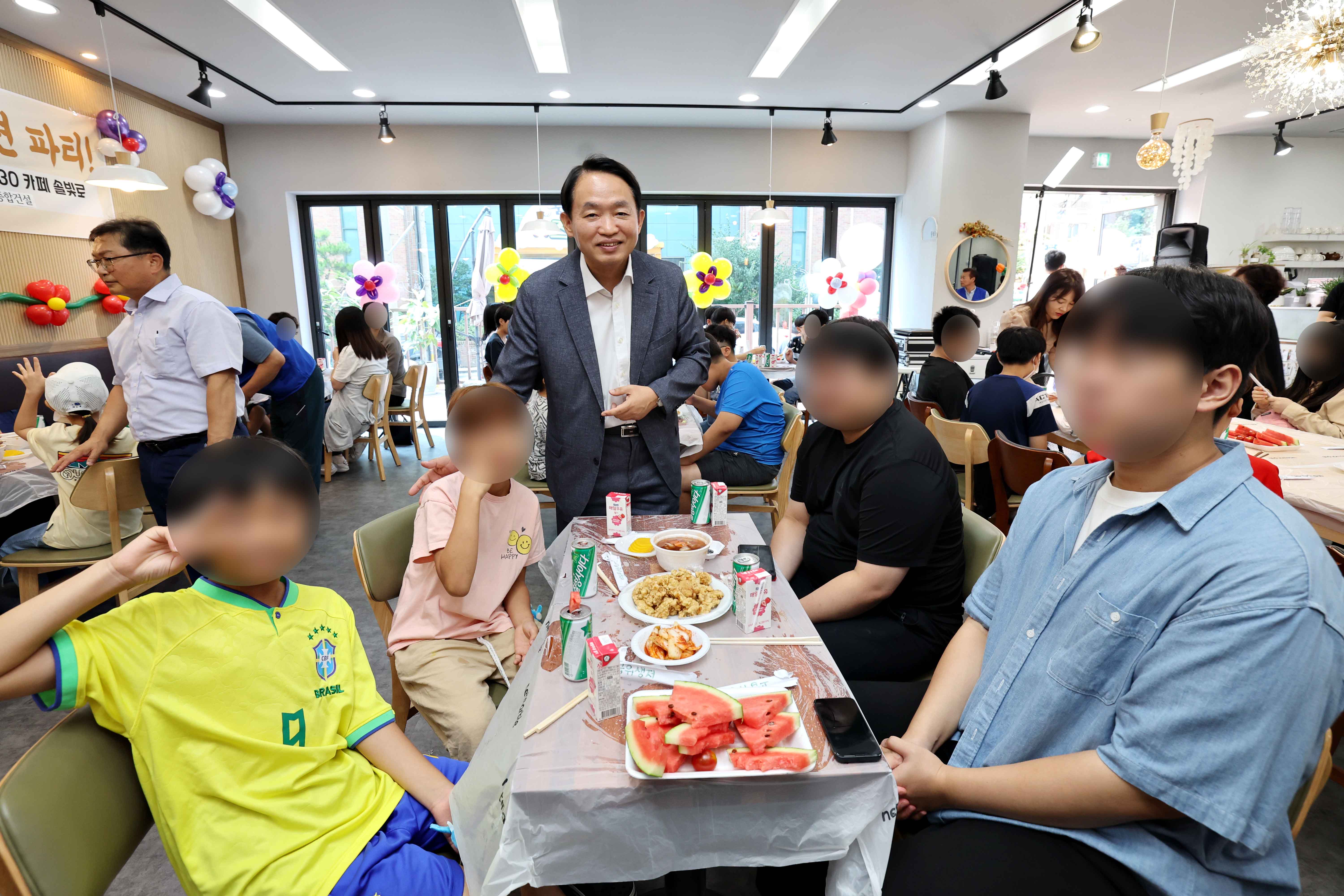 20230724_송림2동_자장면_나눔_행사4.jpg 이미지