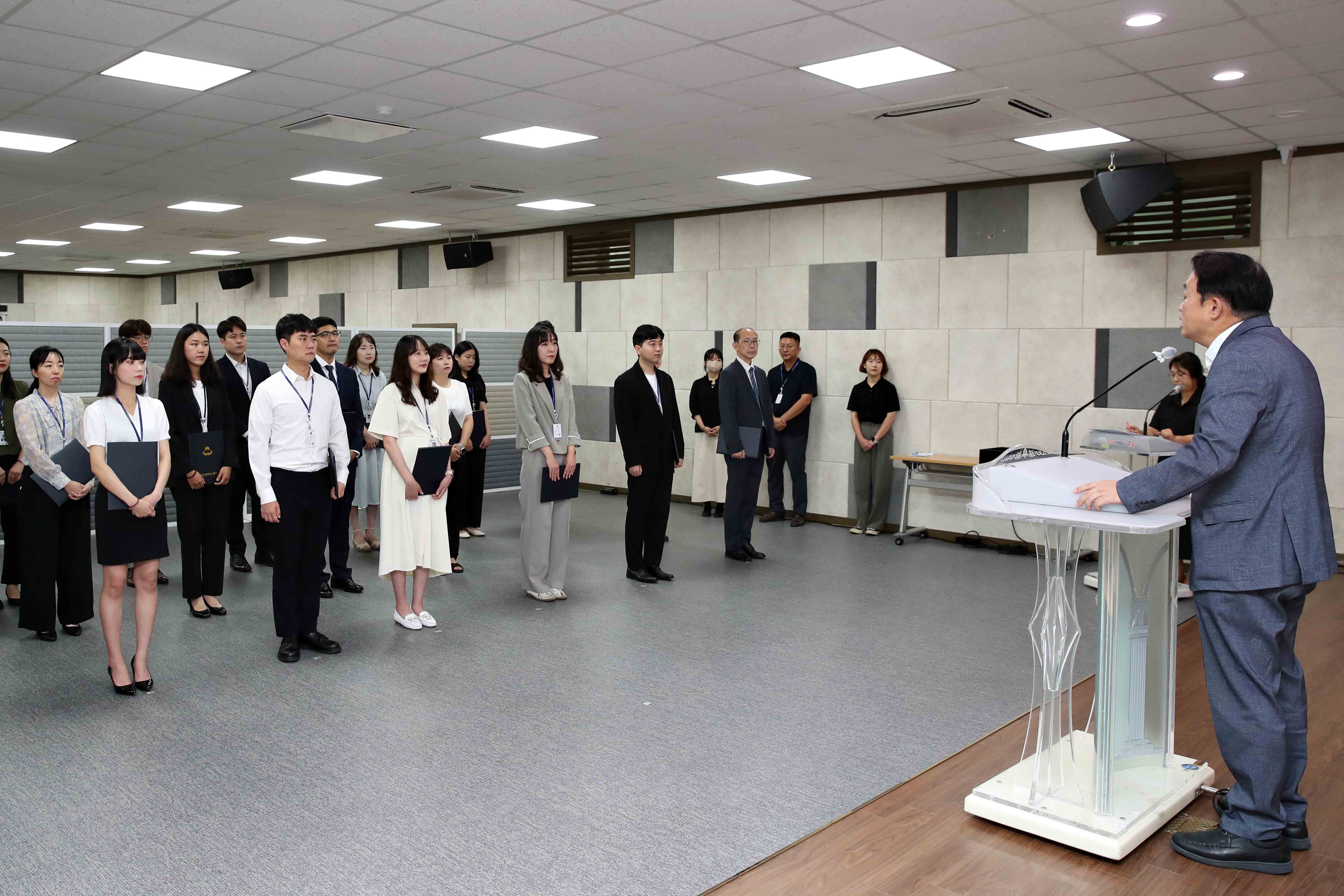 20230825_임용장수여식3.jpg 이미지