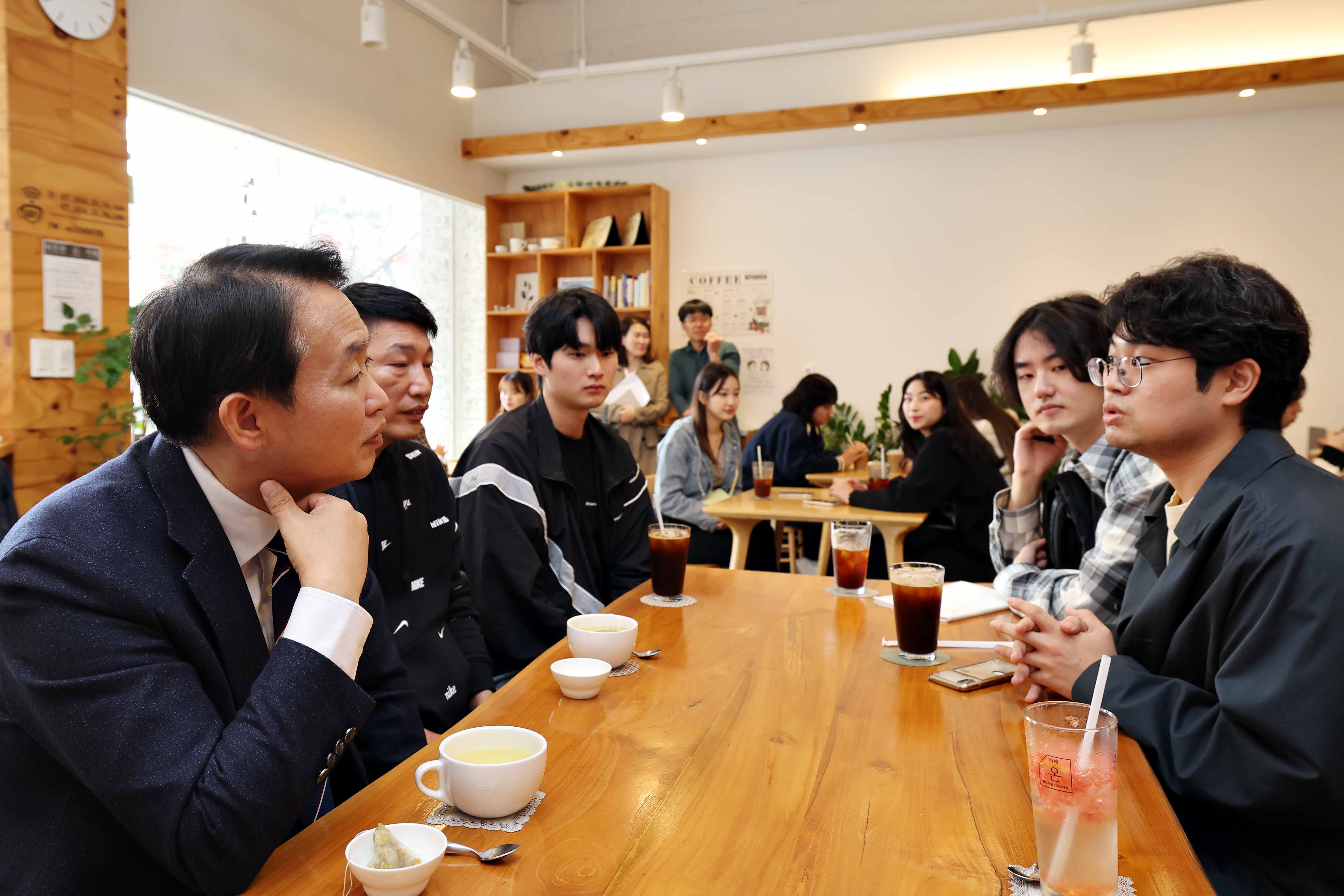 20231026_인하대_관학협력_문화컨설팅_간담회5.jpg 이미지