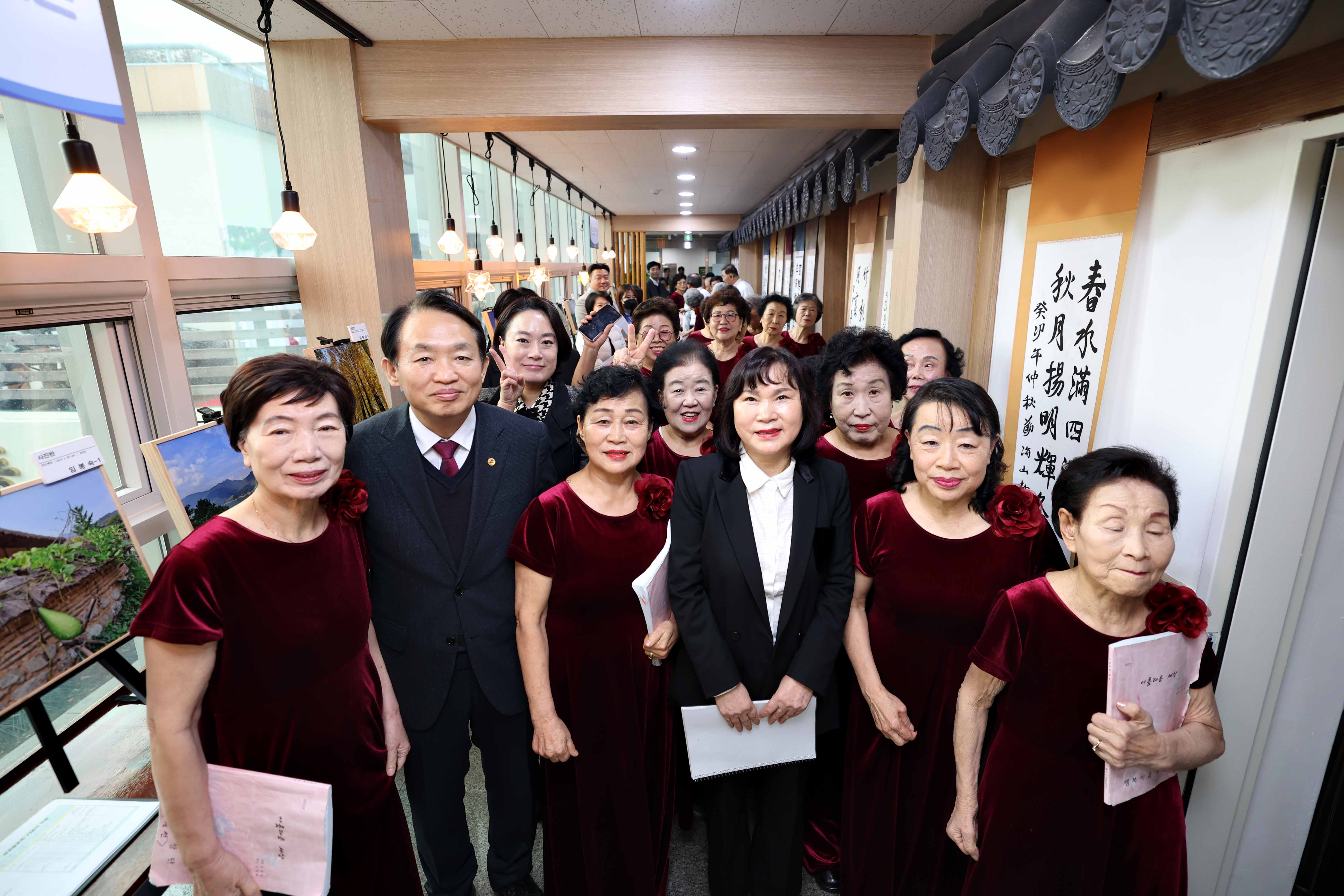 20231204_노인복지관_2023_사회교육_프로그램_성과발표회11.jpg 이미지