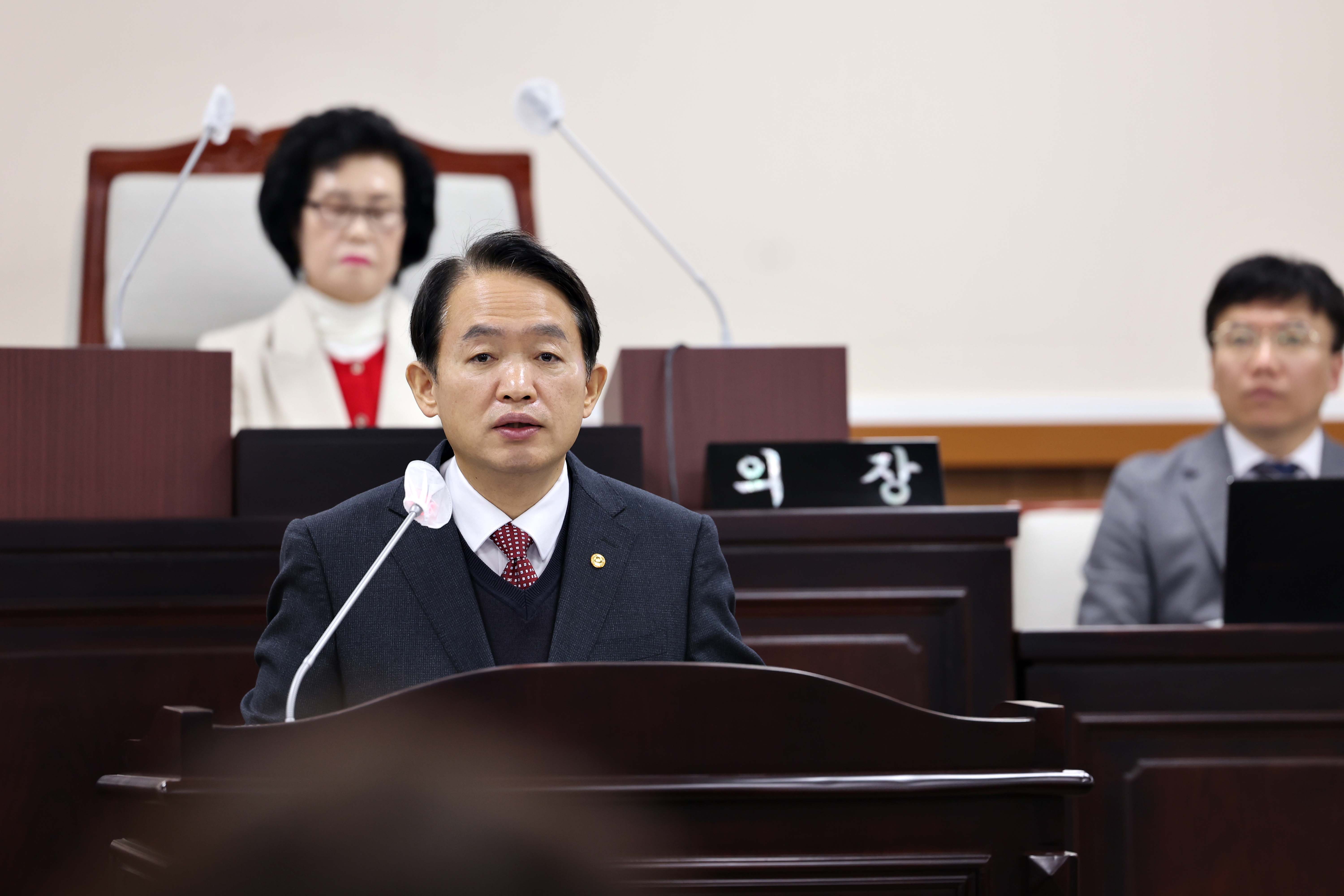 20231206_제270회_동구의회_제2차_정례회_제3차_본회의_시정연설5.jpg 이미지