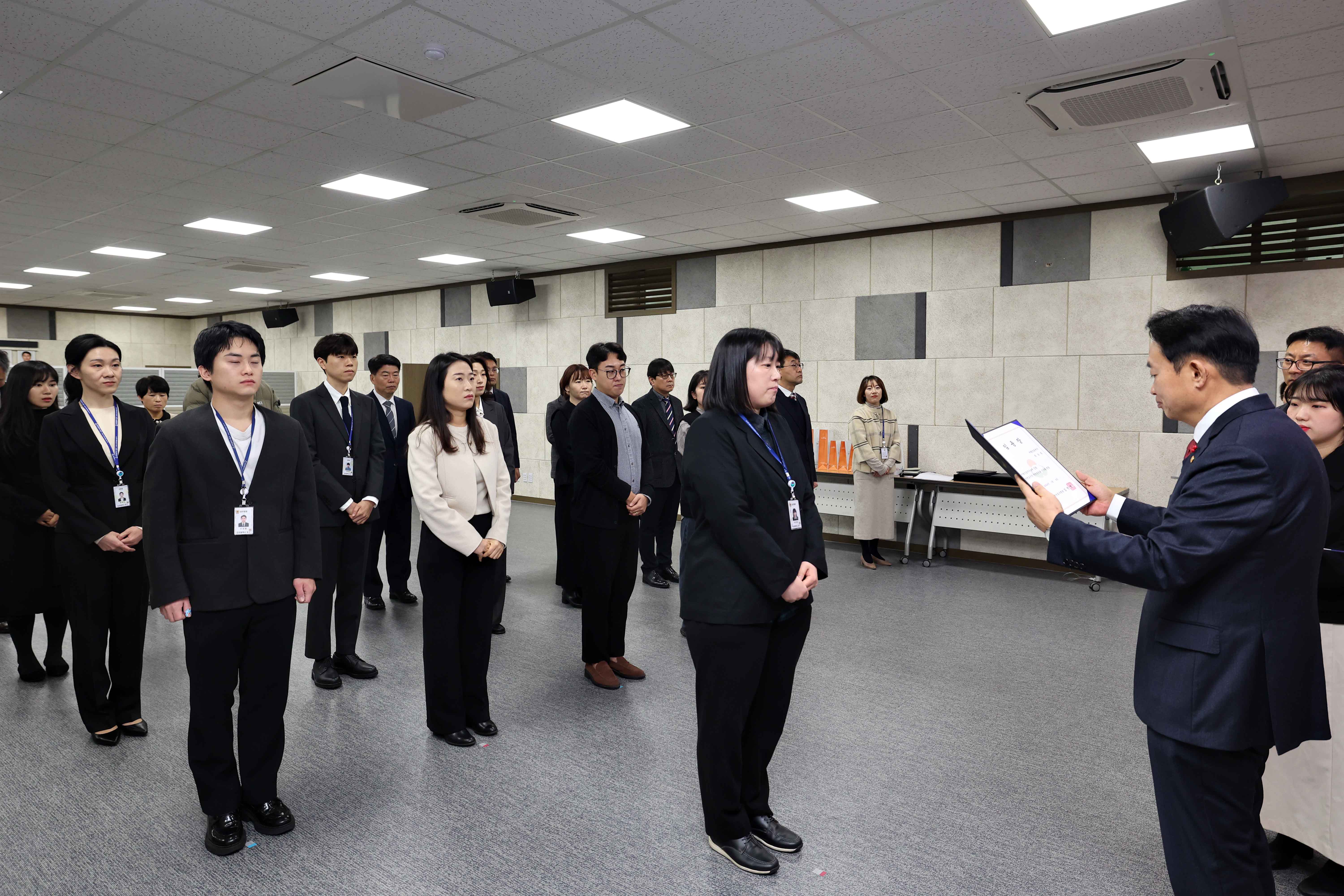 20240105_임용장_수여식6.jpg 이미지