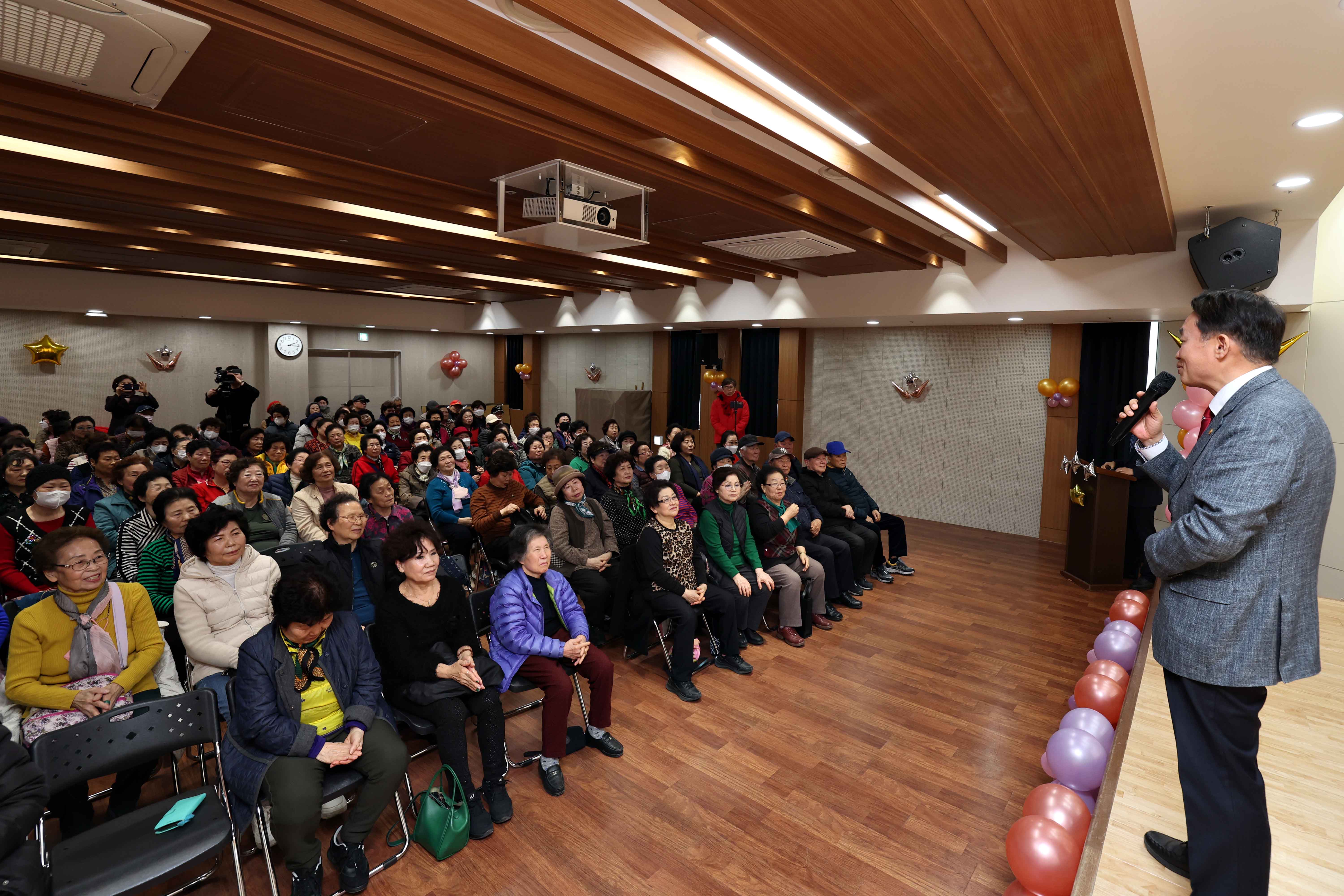 20240320_2024년_제36기_노인대학_입학식4.jpg 이미지