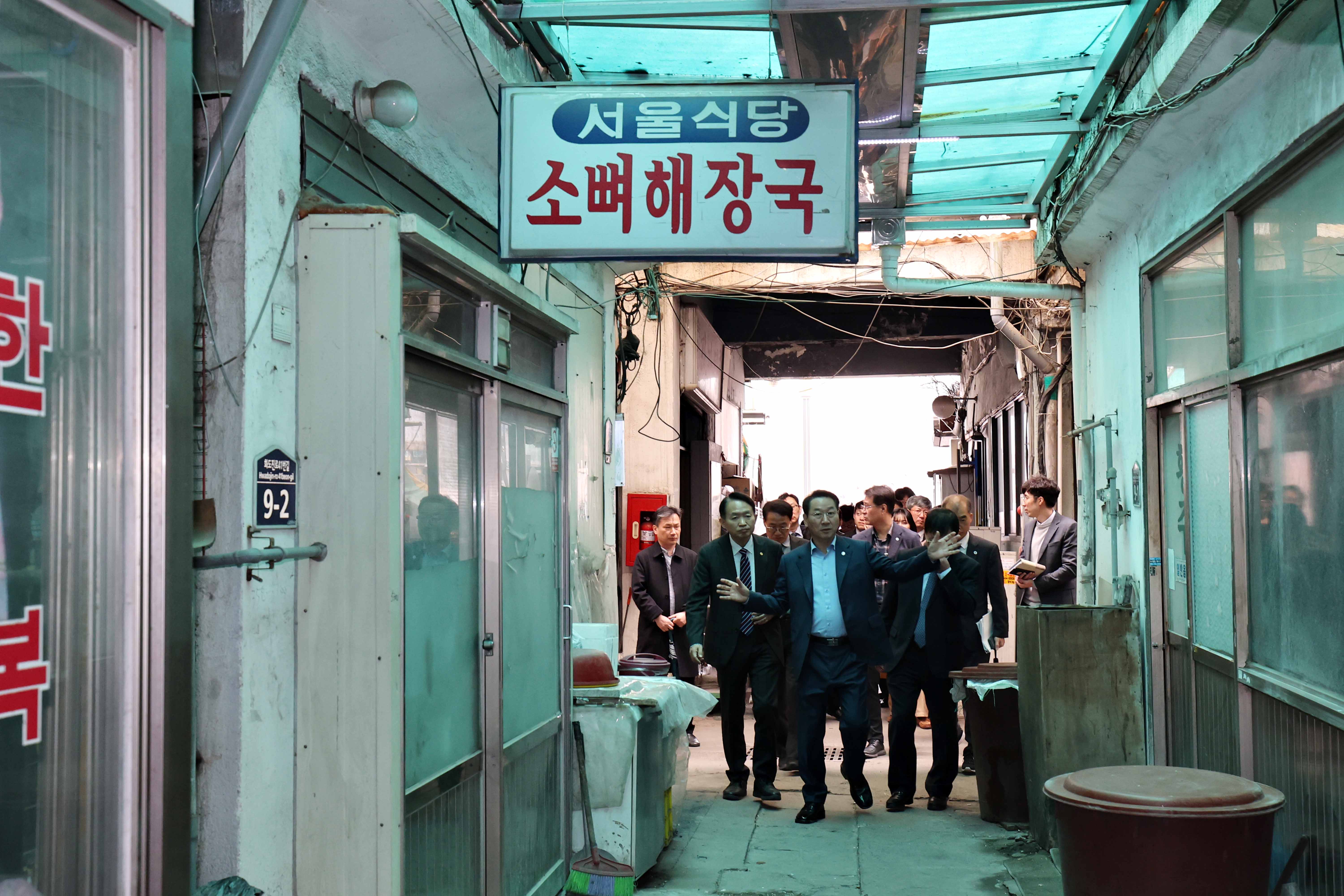 20240403_괭이부리마을_주거취약지역_개선사업_업무협약_체결17.jpg 이미지
