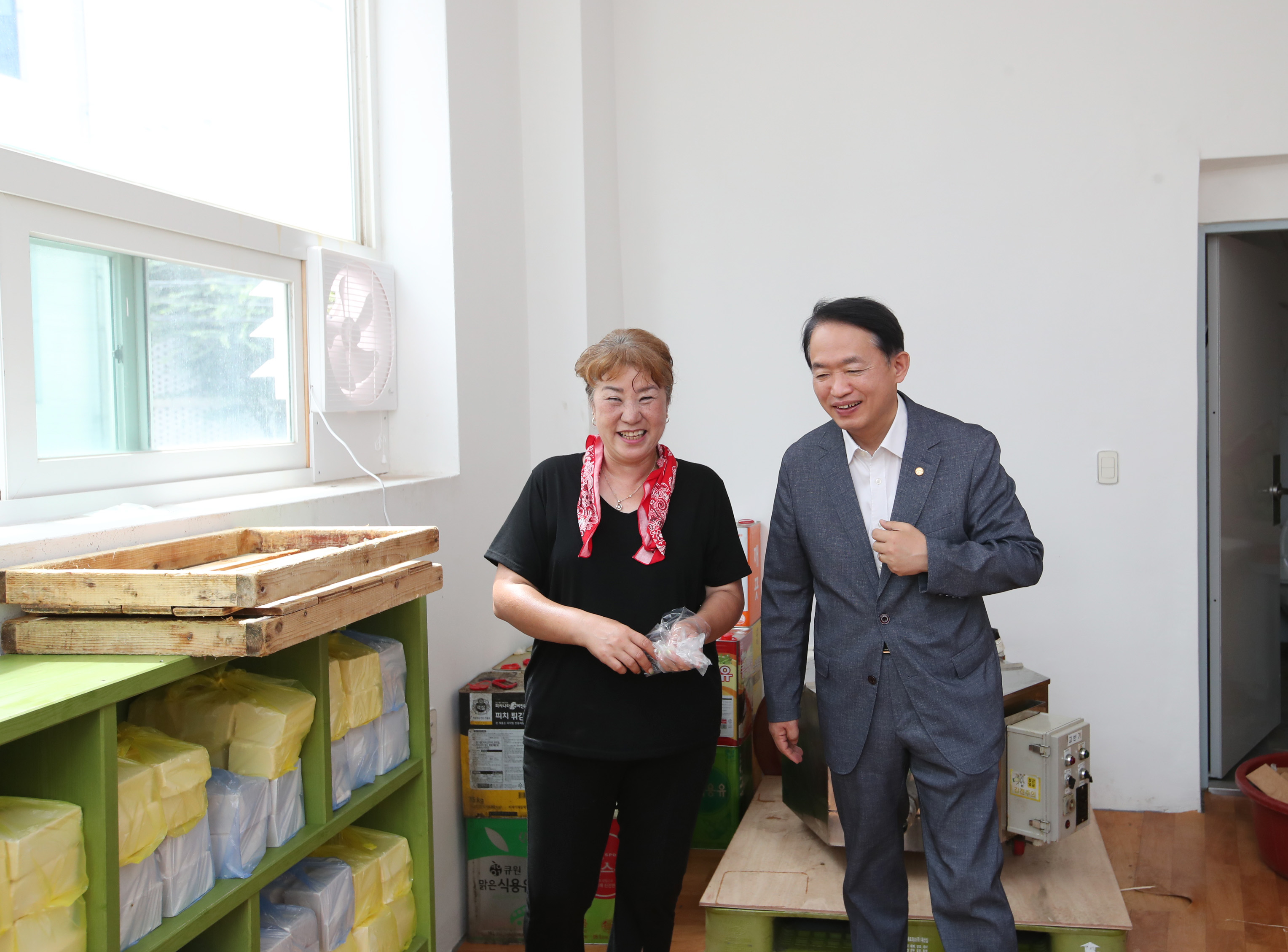 20240726_금창동_새마을부녀회_비누만들기_작업장_이전_방문2.jpg 이미지