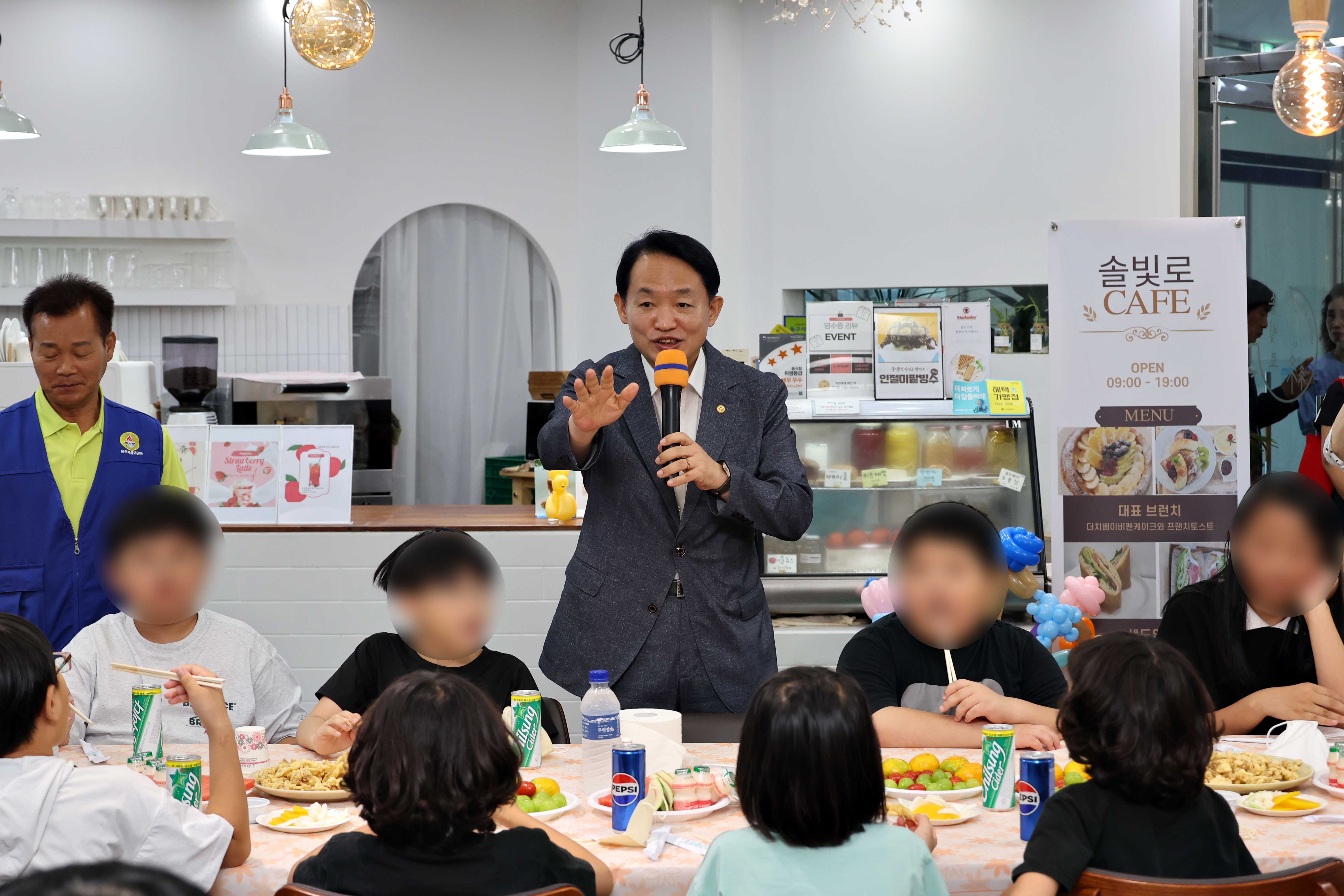 20240729_송림2동_짜장면_나눔행사7.jpg 이미지