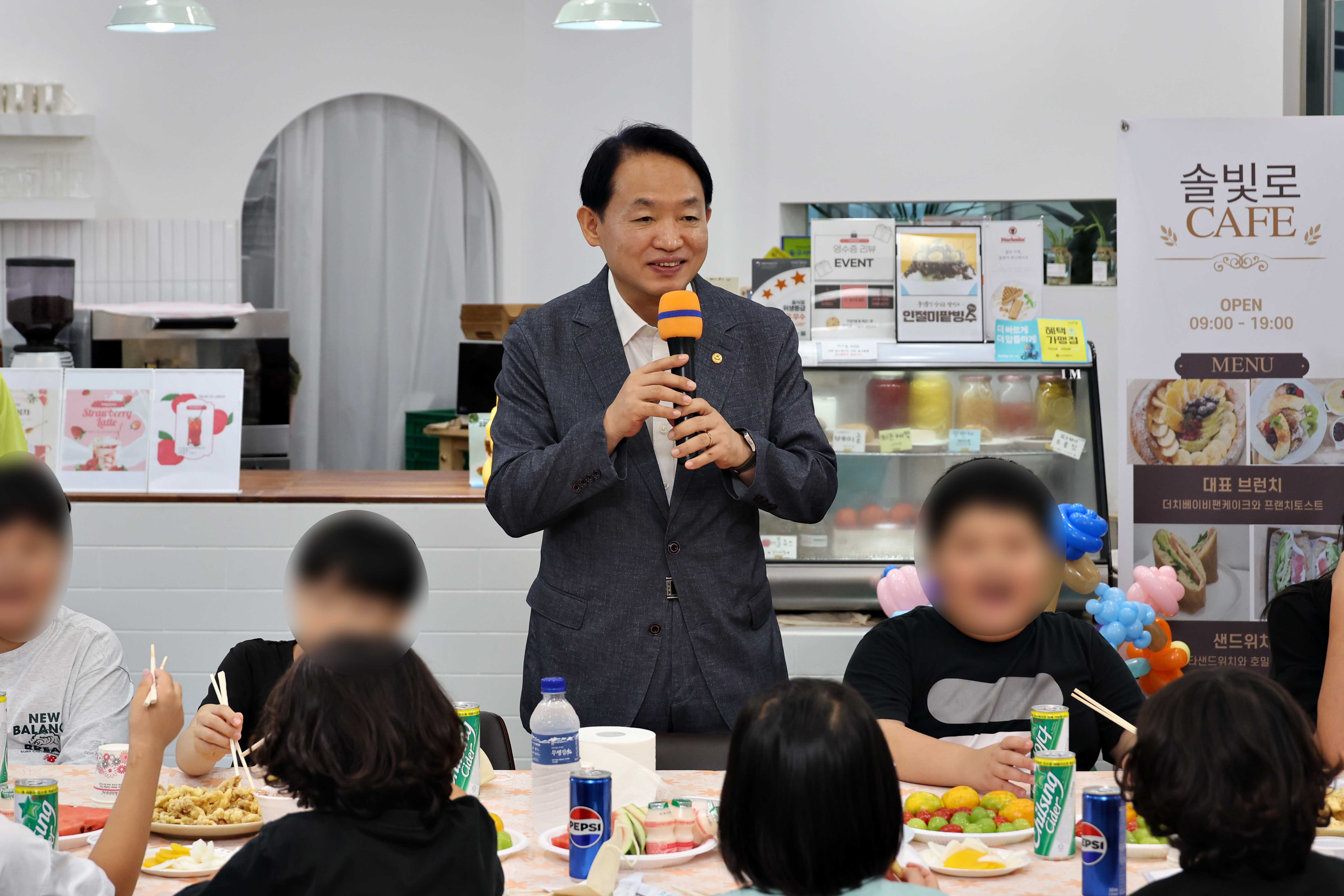 20240729_송림2동_짜장면_나눔행사8.jpg 이미지