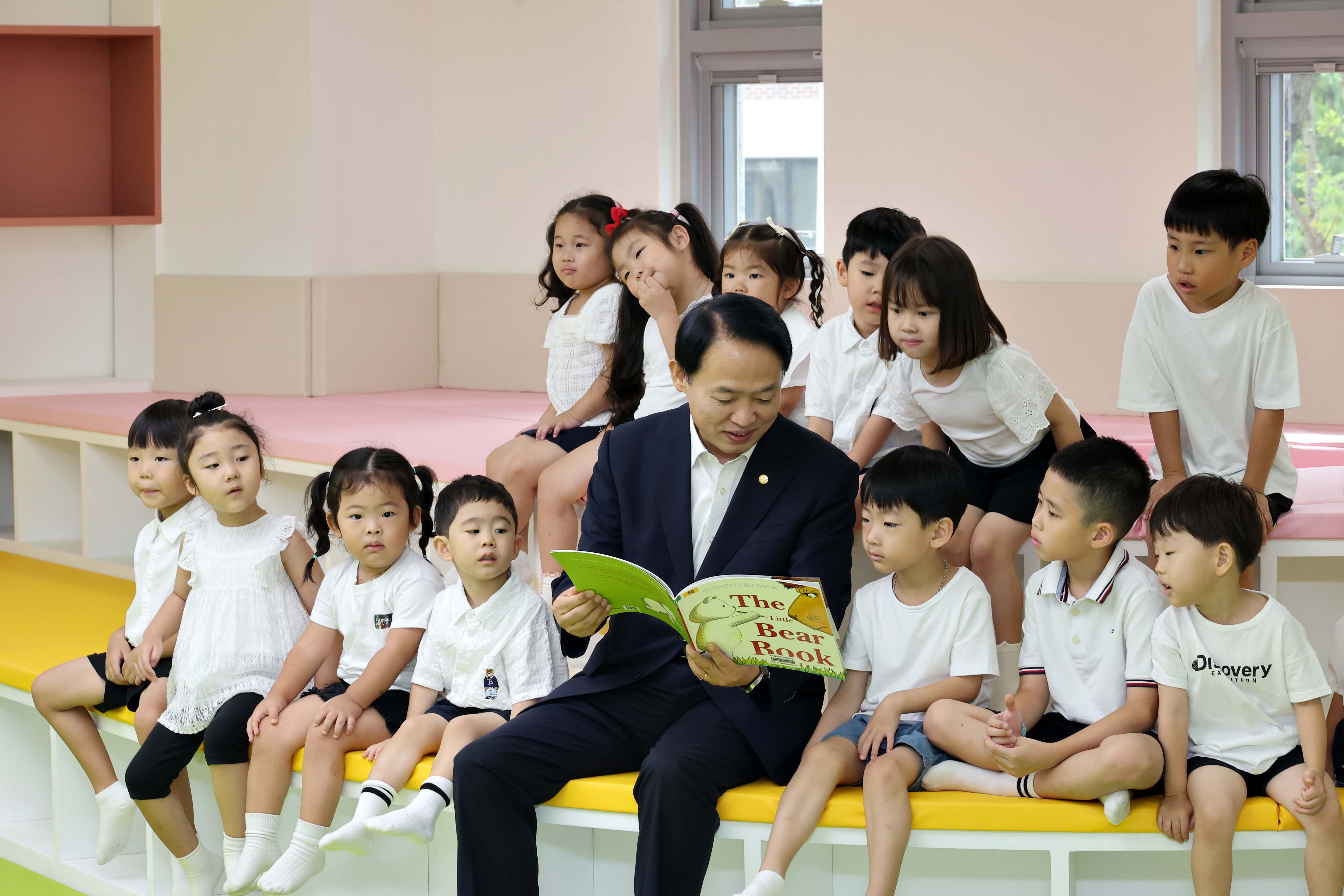 20240808_어린이영어도서관_개관식3.jpg 이미지