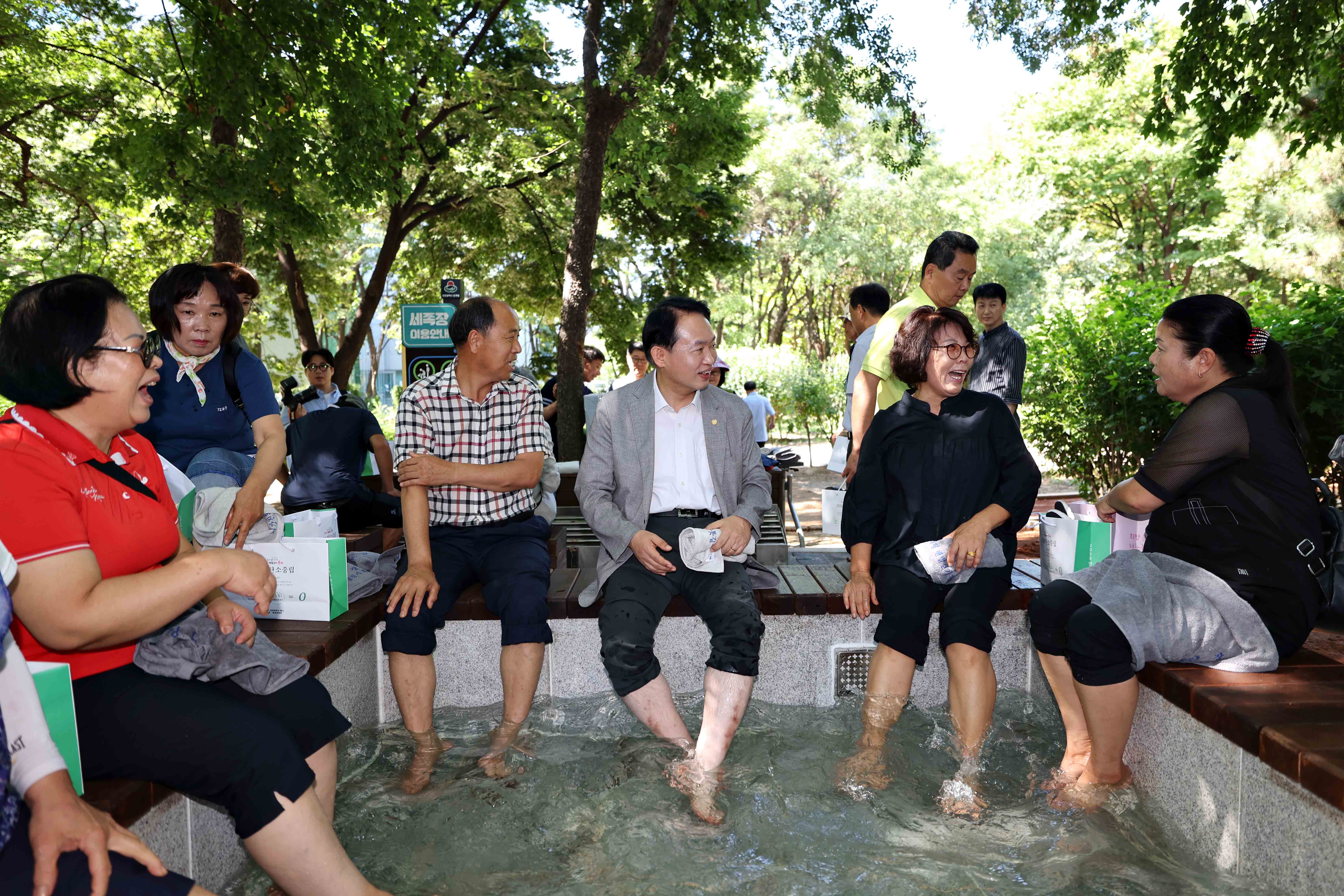 20240828_인천교근린공원_황톳길_개장식9.jpg 이미지