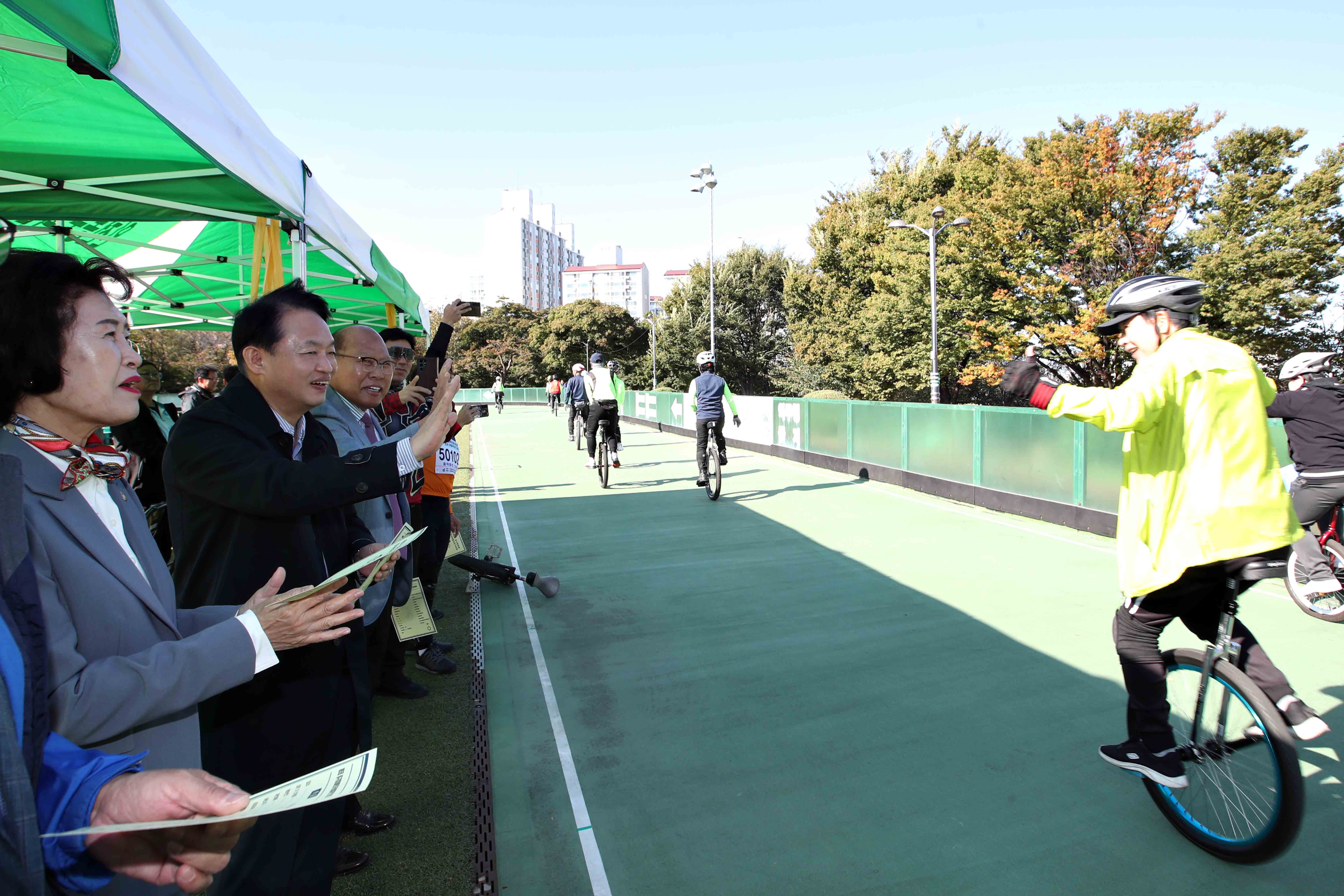 20241020_제5회_동구청장기_외발자전거대회12.jpg 이미지