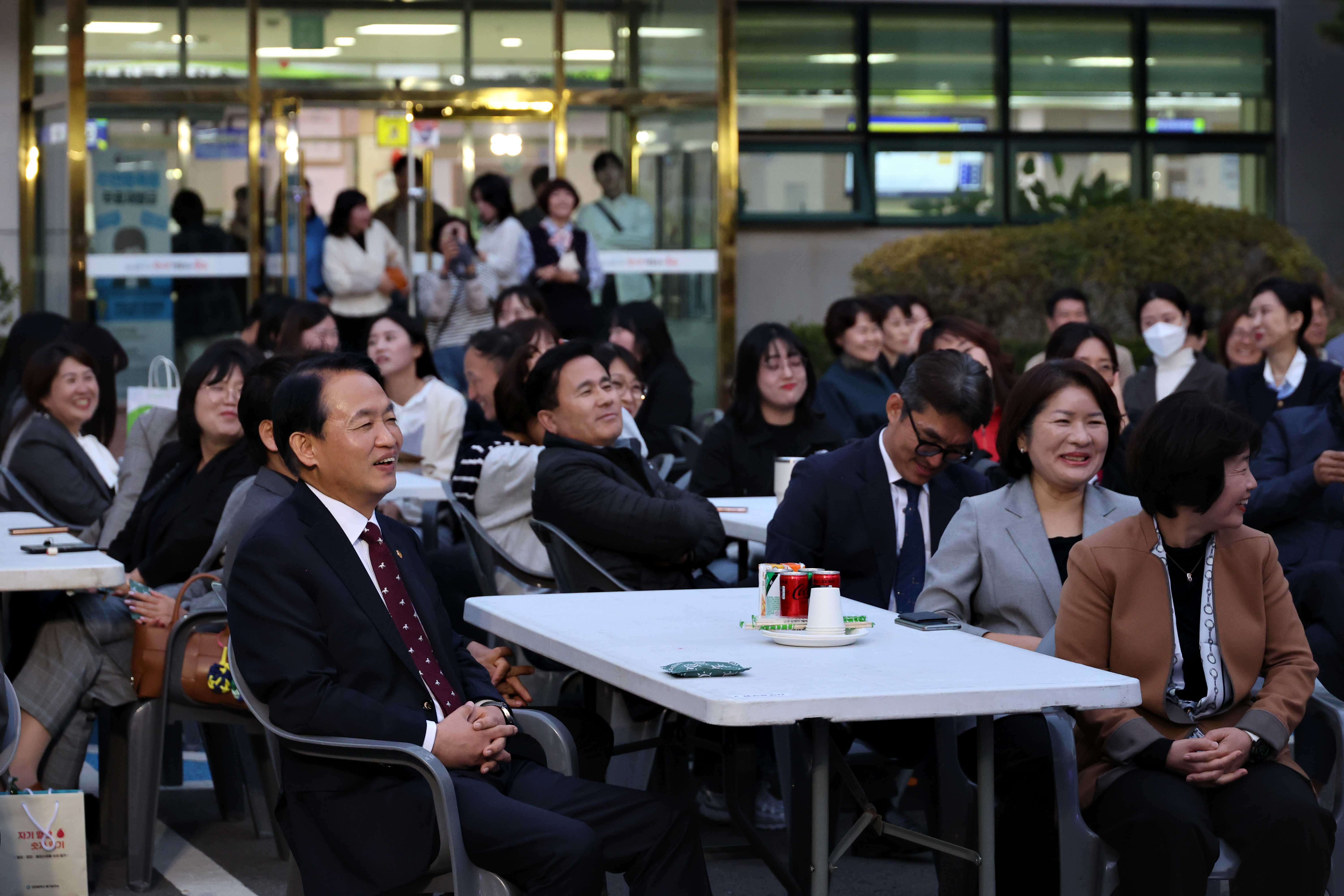 20241030_직원_소통_공감의_날8.jpg 이미지