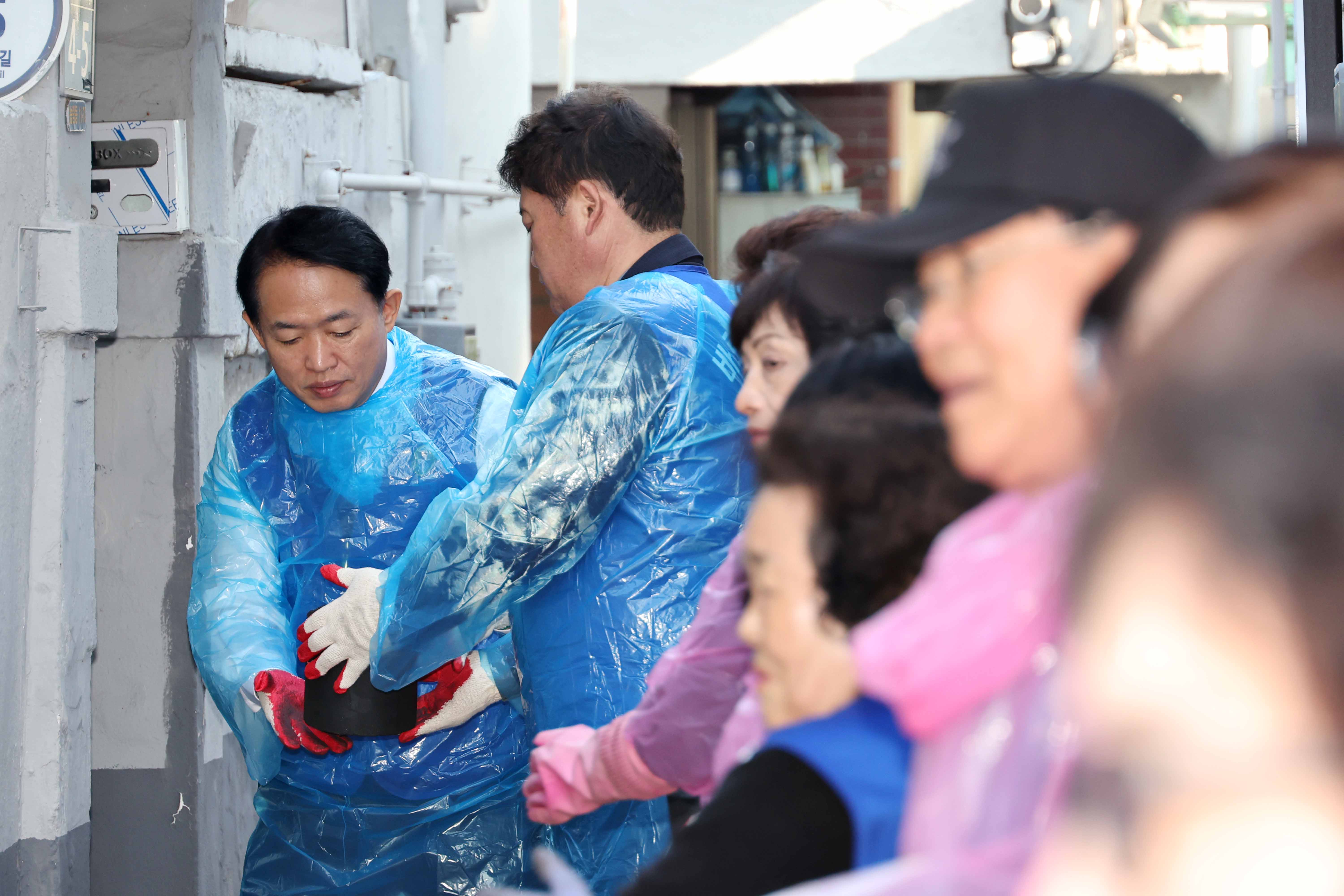 20241113_바르게살기운동_동구협의회_연탄나눔10.jpg 이미지
