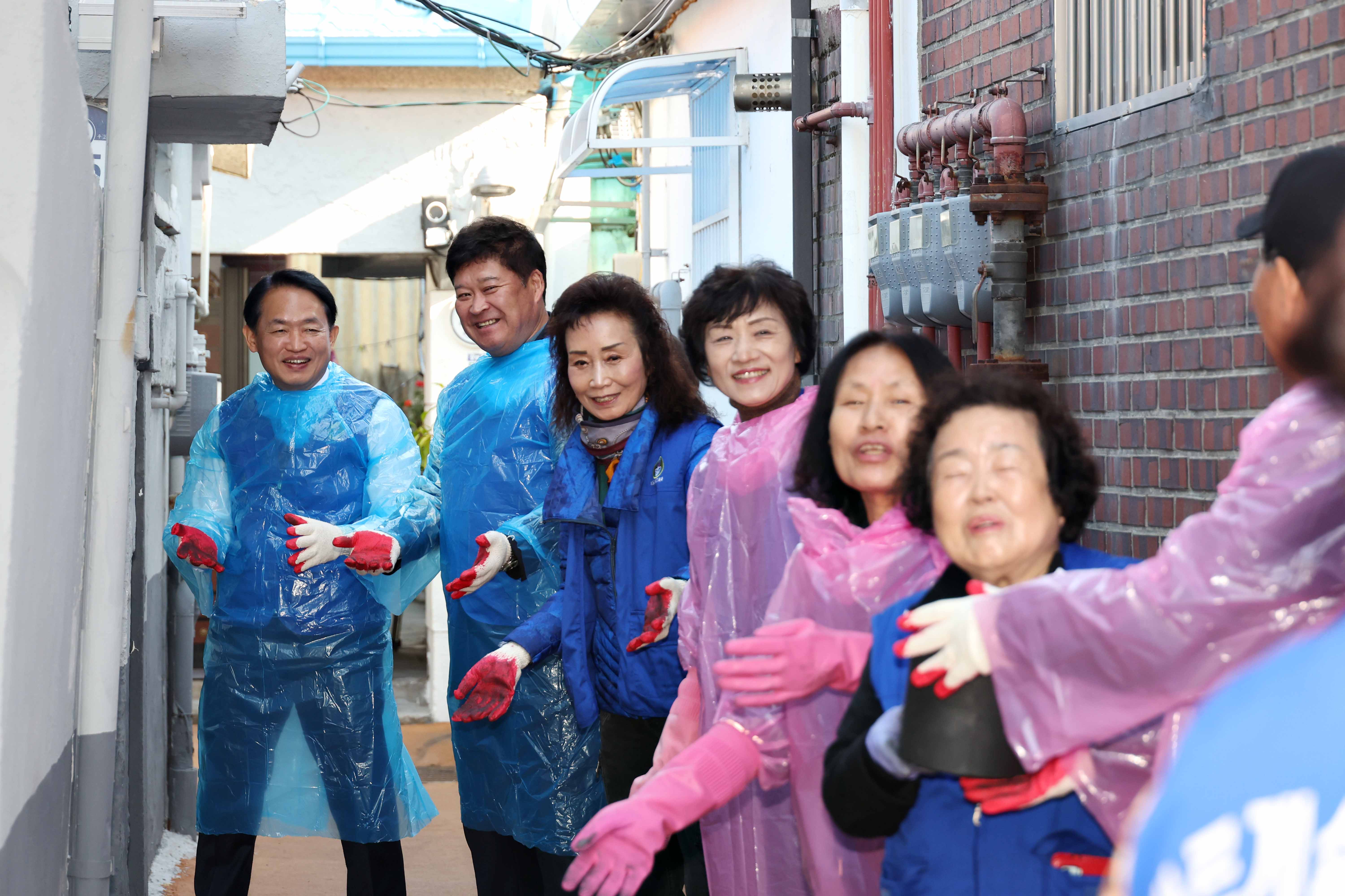 20241113_바르게살기운동_동구협의회_연탄나눔11.jpg 이미지