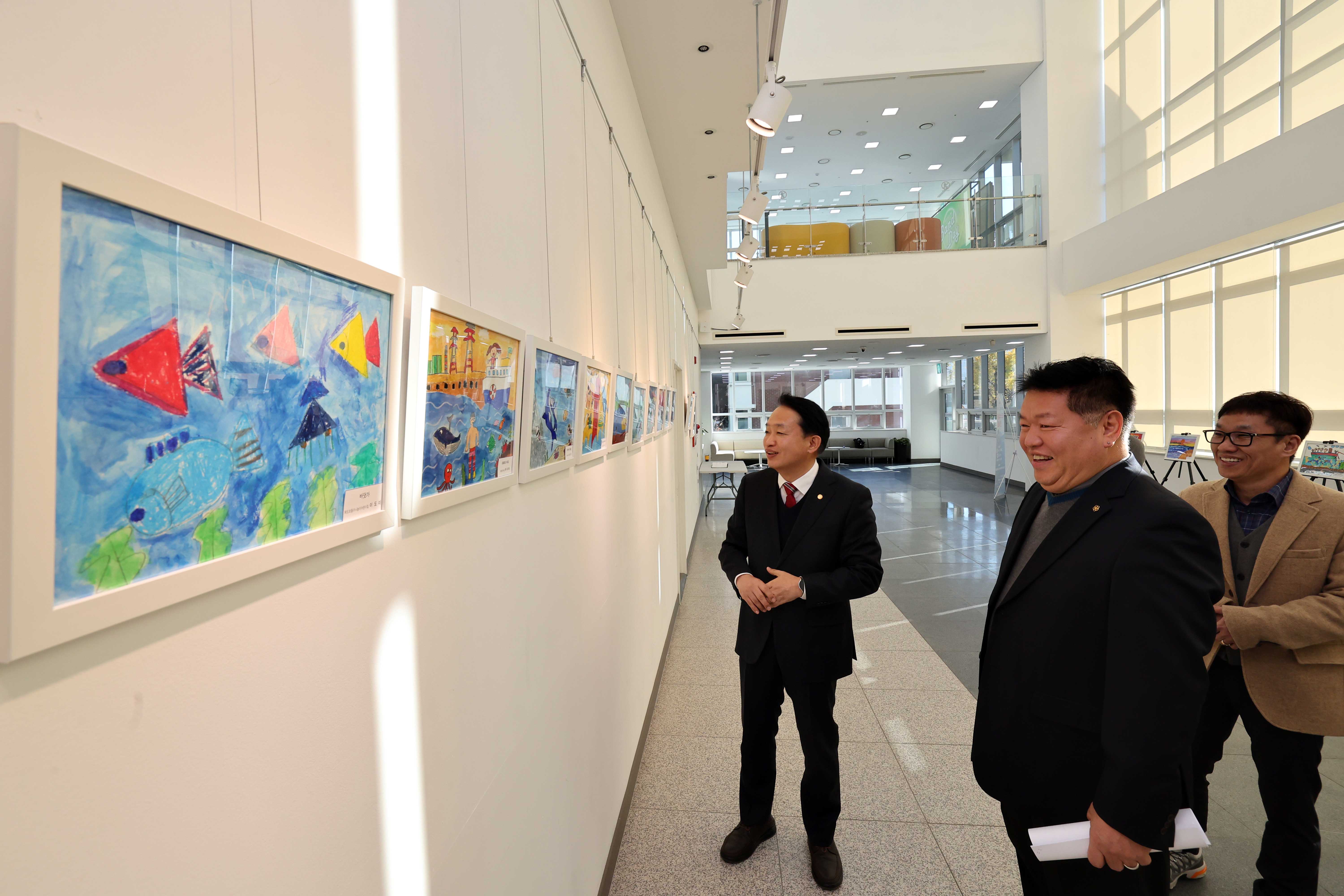 20241118_동구바다그리기대회_시상식4.jpg 이미지