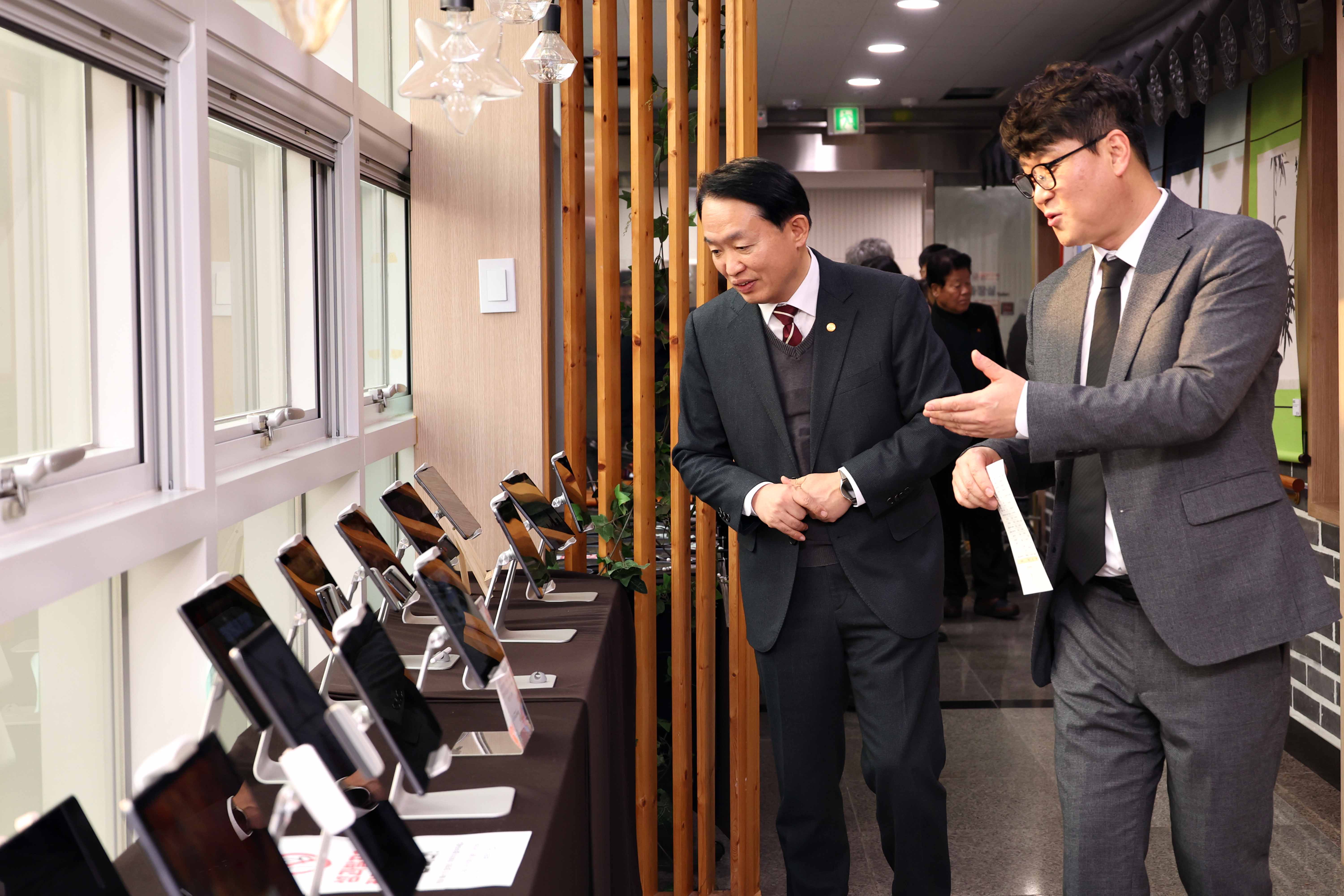 20241202_노인복지관_사회교육_성과발표회4.jpg 이미지