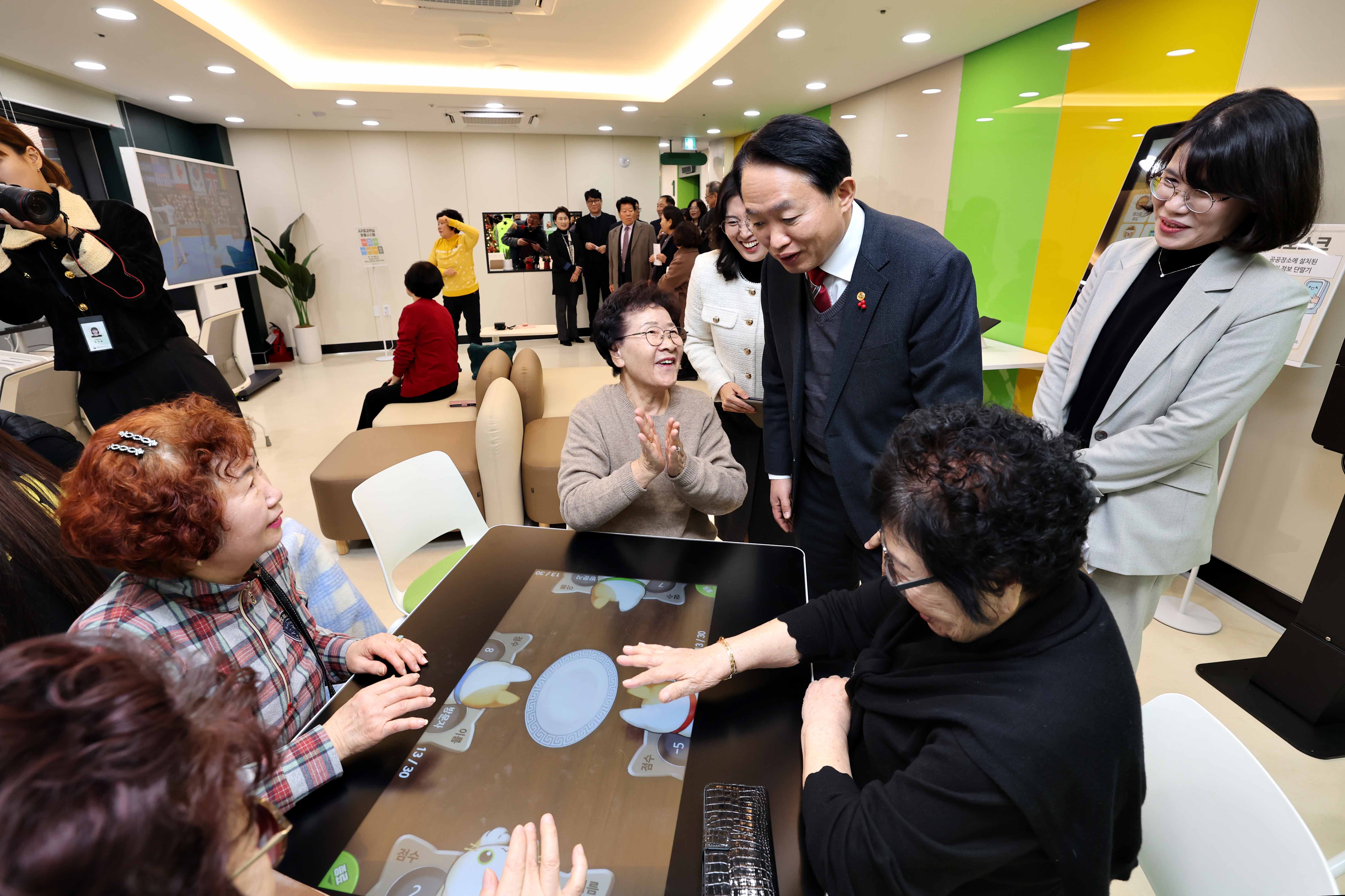 20241210_송현노인복지관_개보수공사_준공식9.jpg 이미지