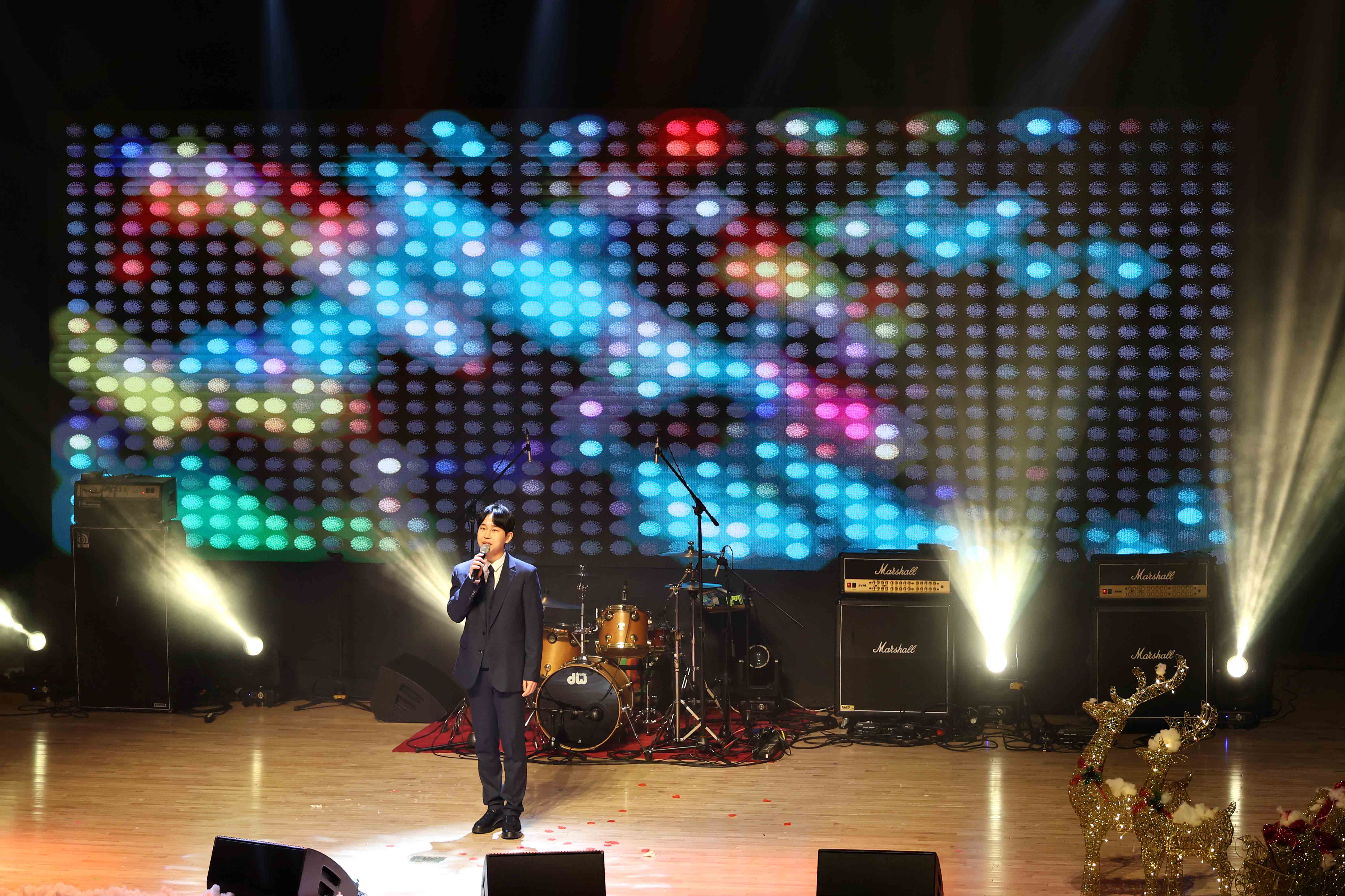 20241220_2024_동구_크리스마스트리_문화축제_송년음악회10.jpg 이미지