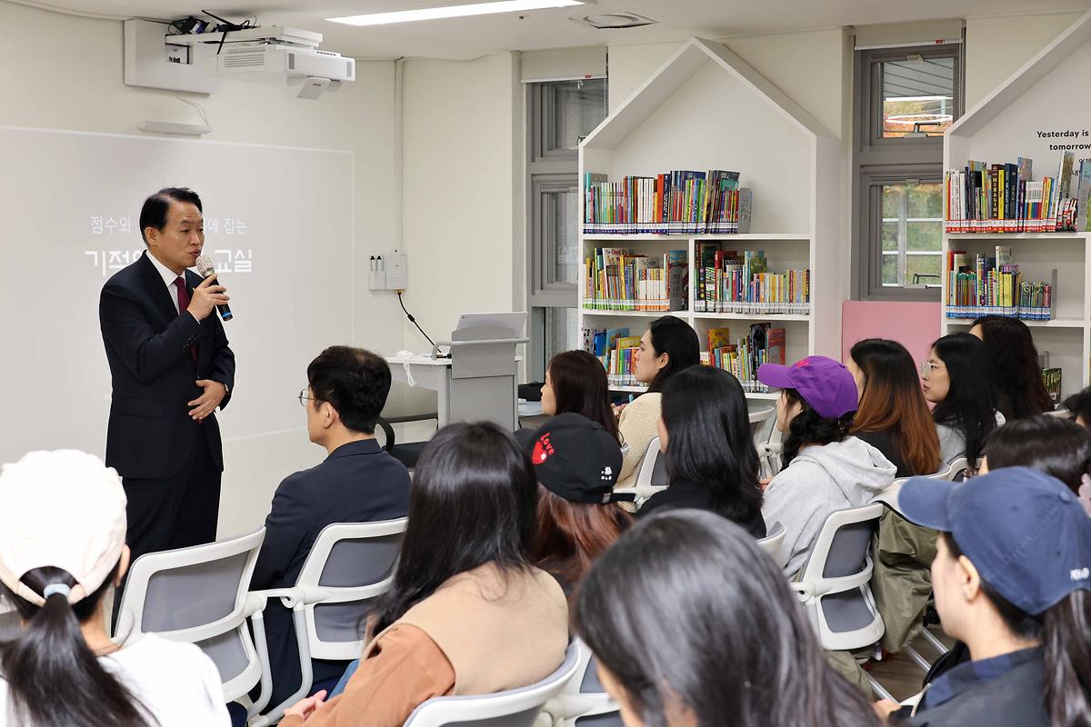 어린이영어도서관 명사특강 사진