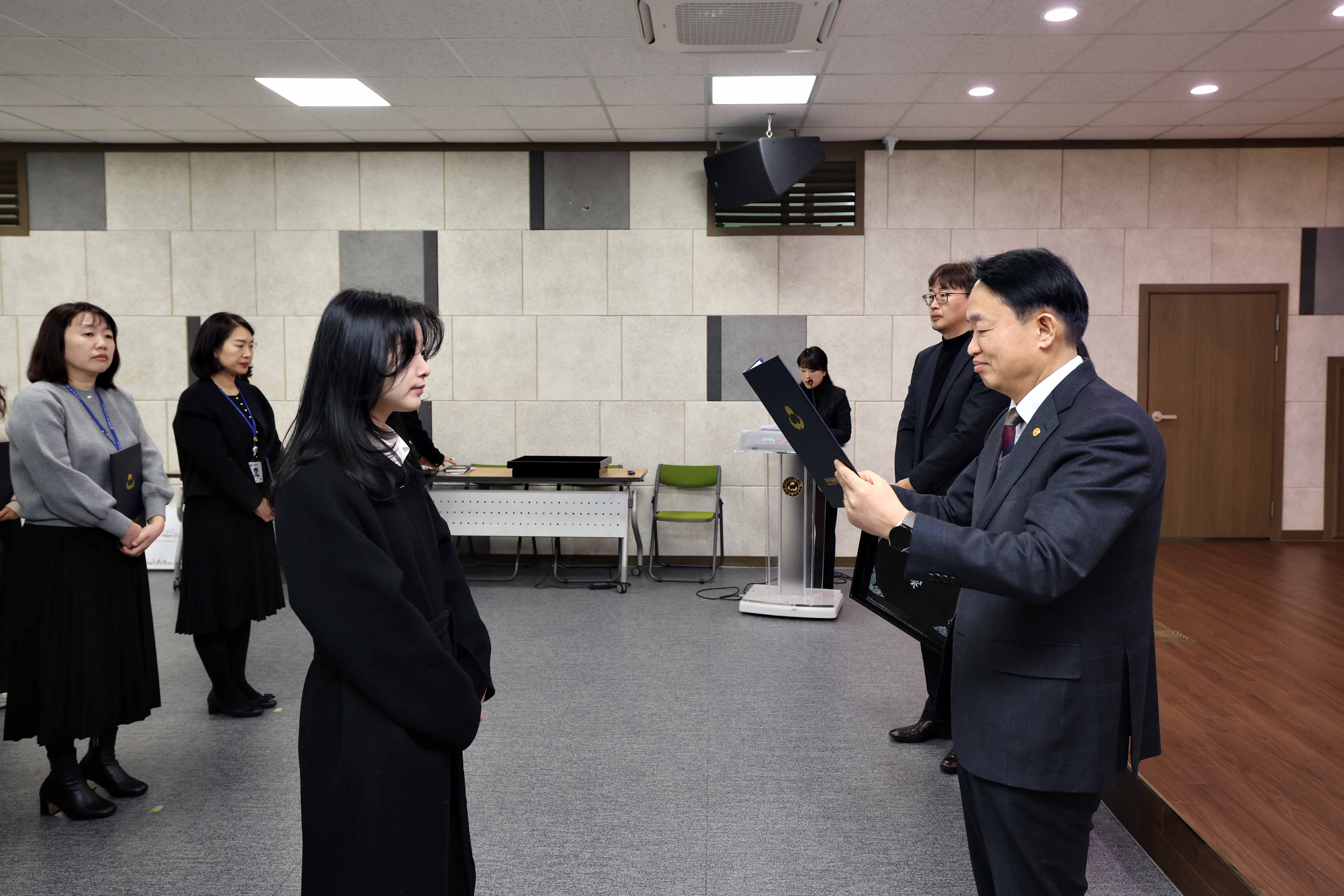 20250217_임용장_수여식11.jpg 이미지
