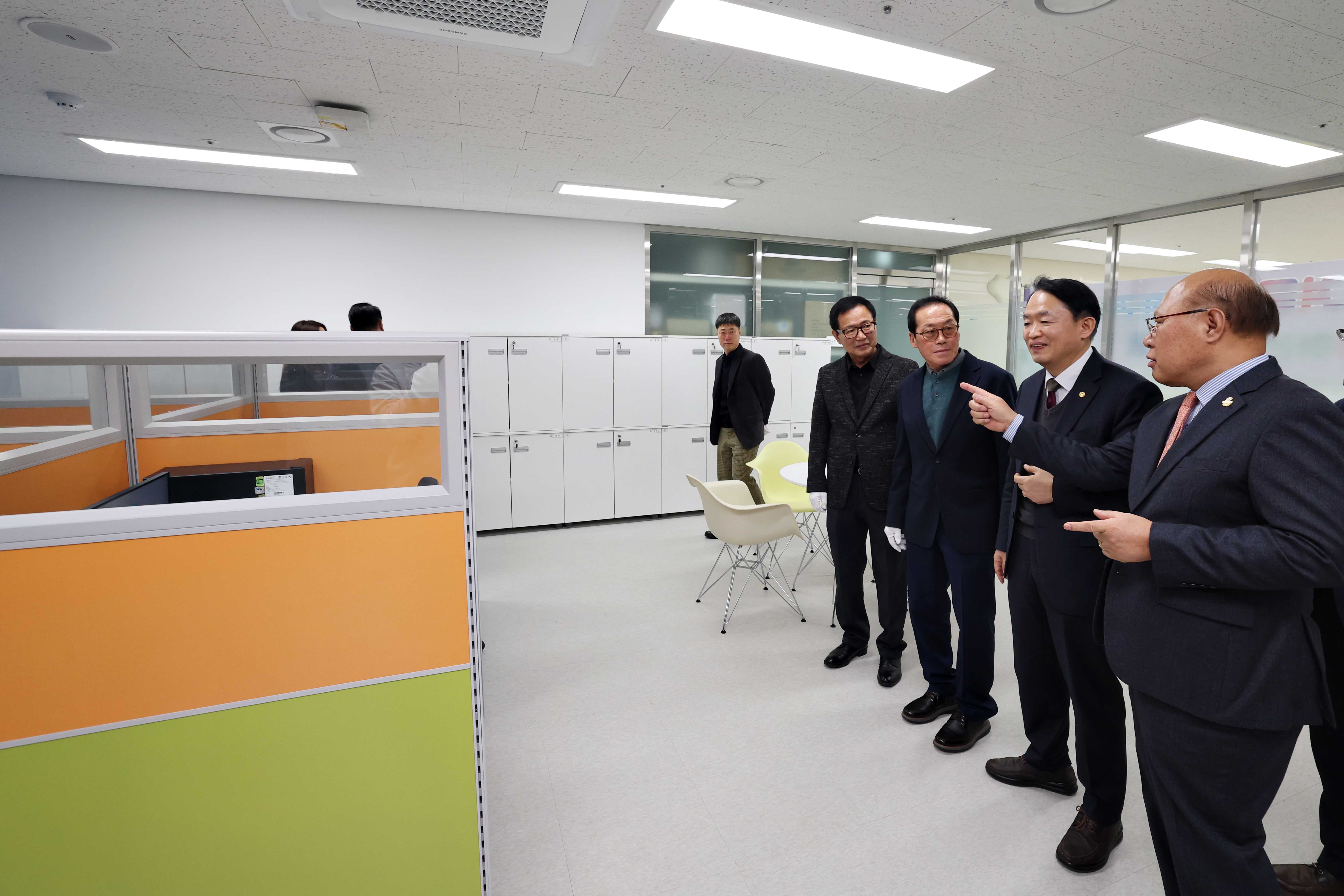 20250228_동구체육회_정기총회_및_종목별_공유사무실_현판식5.jpg 이미지