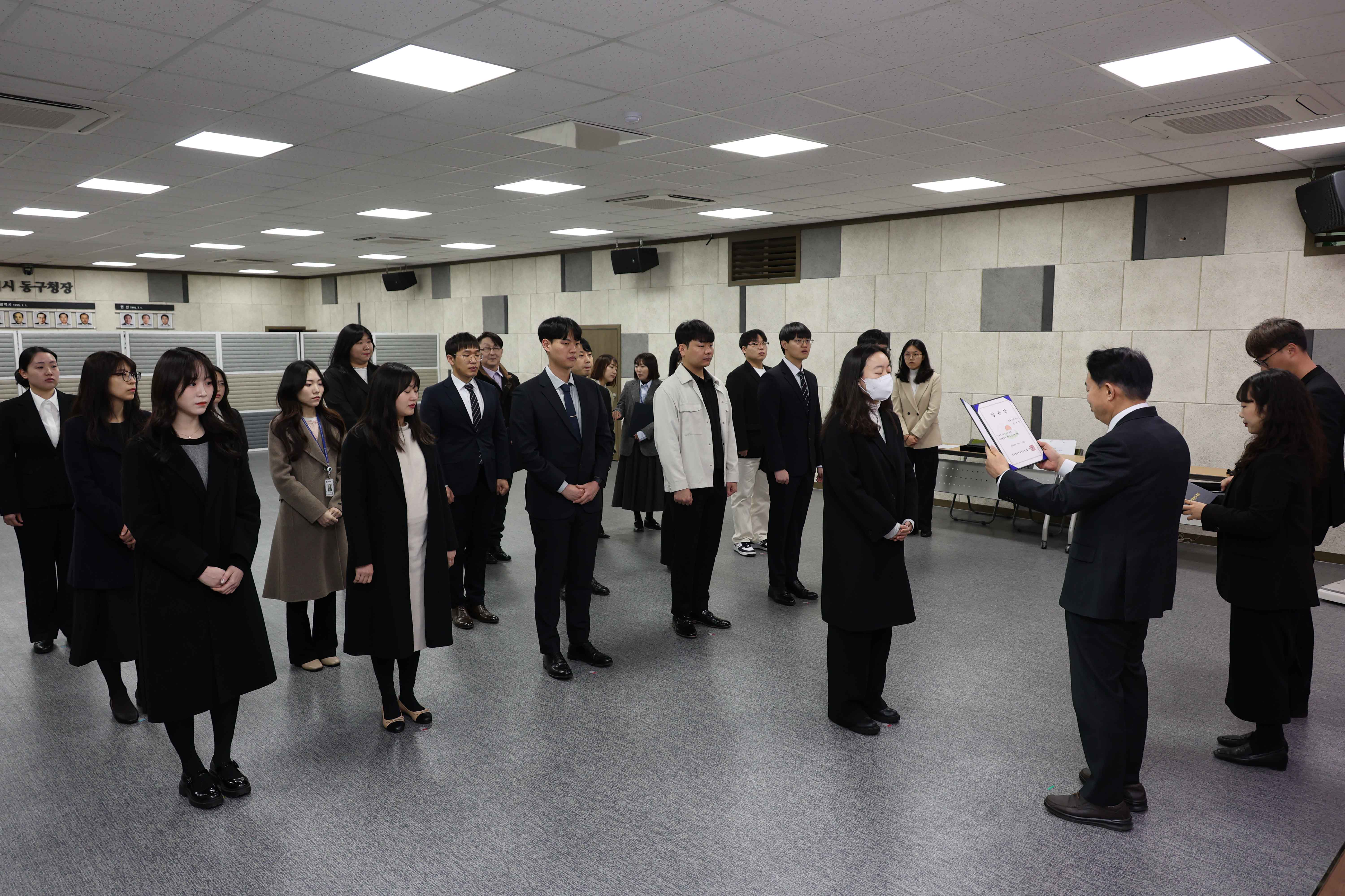 20250319_임용장_수여식-9.jpg 이미지