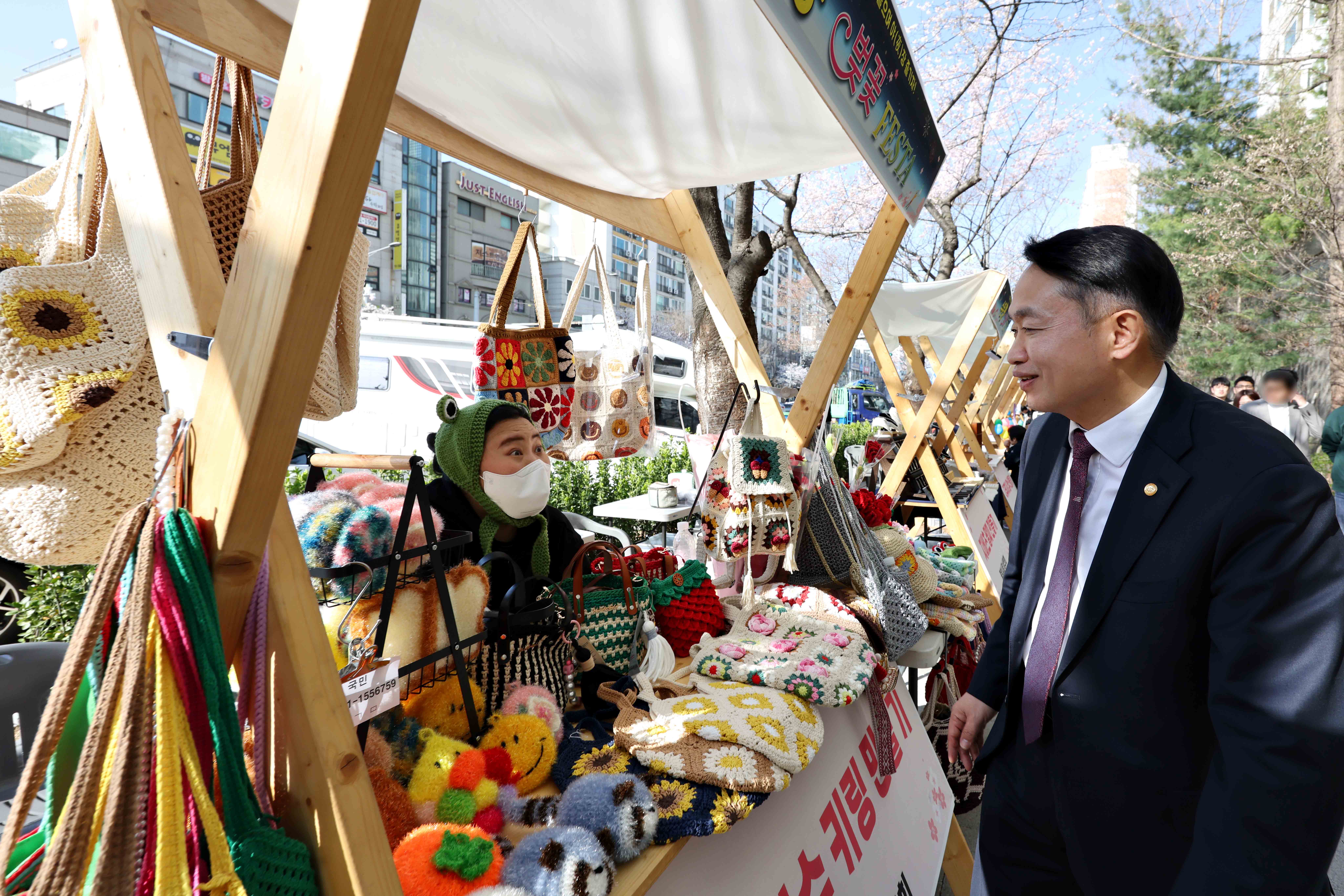 20250411_수문통_벚꽃_FESTA_플리마켓3.jpg 이미지